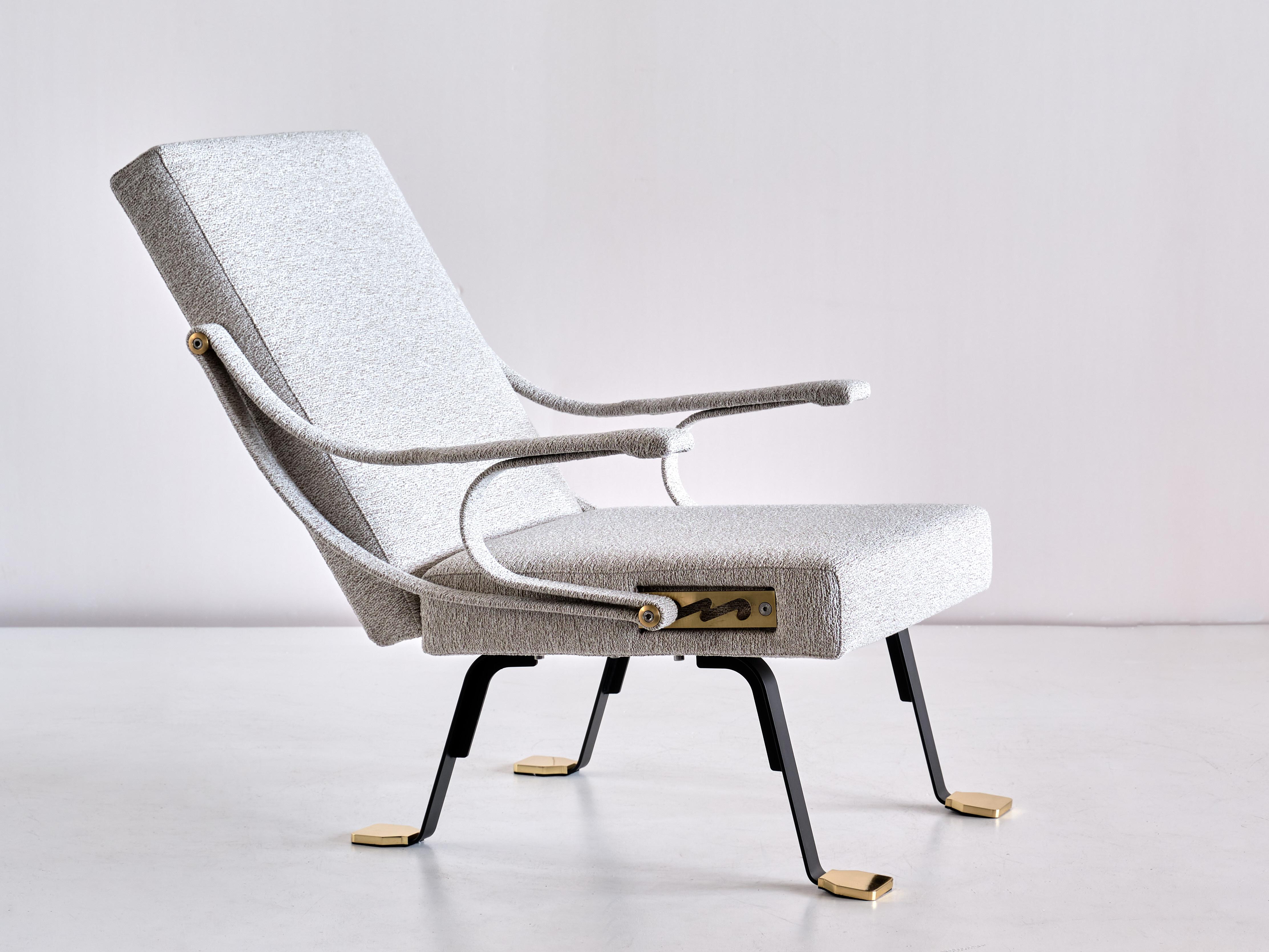 Metal Ignazio Gardella 'Digamma' Armchair in Ivory Lelièvre Bouclé Fabric and Brass