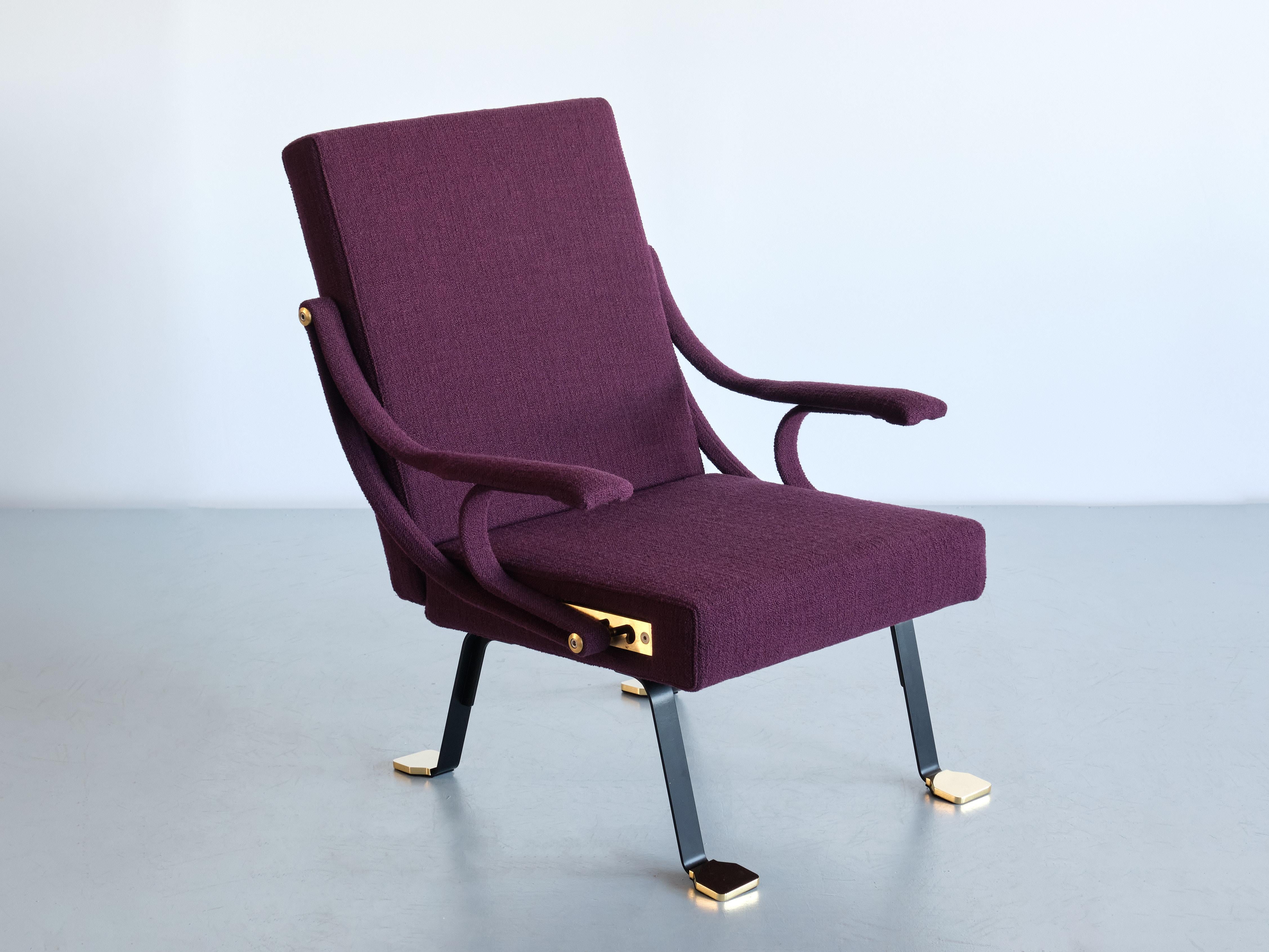 Fauteuil « Digamma » d'Ignazio Gardella en tissu Dedar violet et laiton, 2022 en vente 2