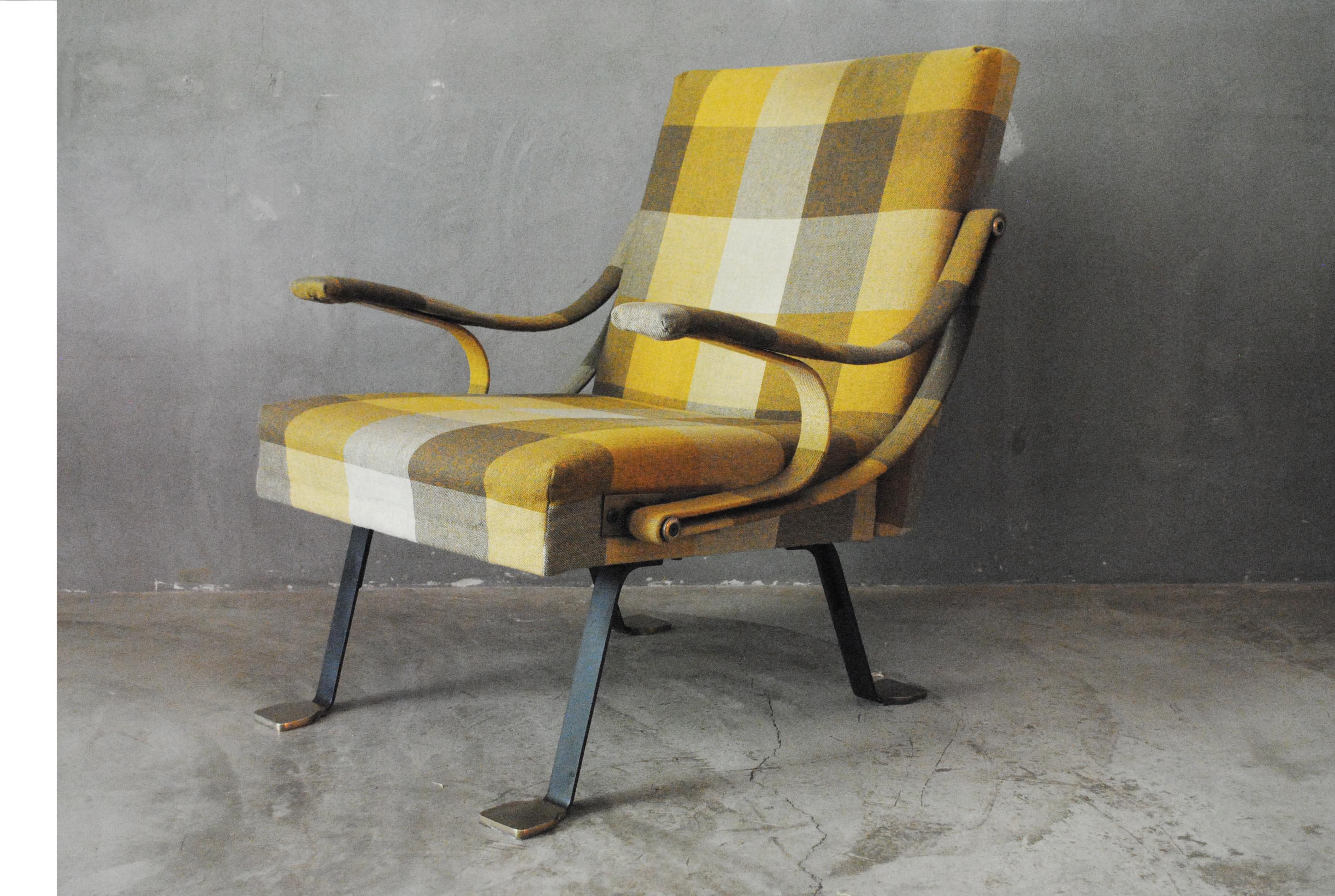 Mid-Century Modern Ignazio Gardella, Digamma reclining armchair for Gavina 1950s
