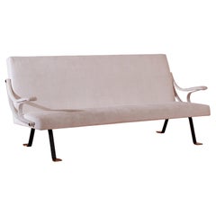 Ignazio Gardella Digamma Three-seater white velvet sofa for Azucena, Italy, 1957