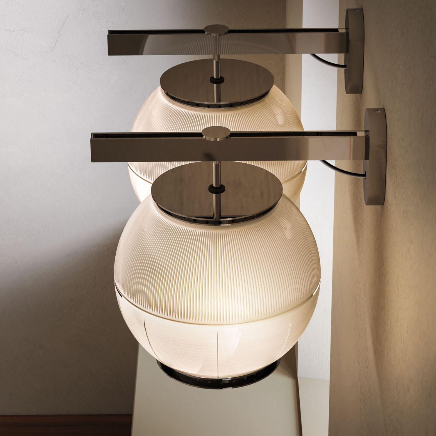 Contemporary Ignazio Gardella 'Doppio Vetro' Wall Lamp in Brass and Glass for Tato Italia For Sale