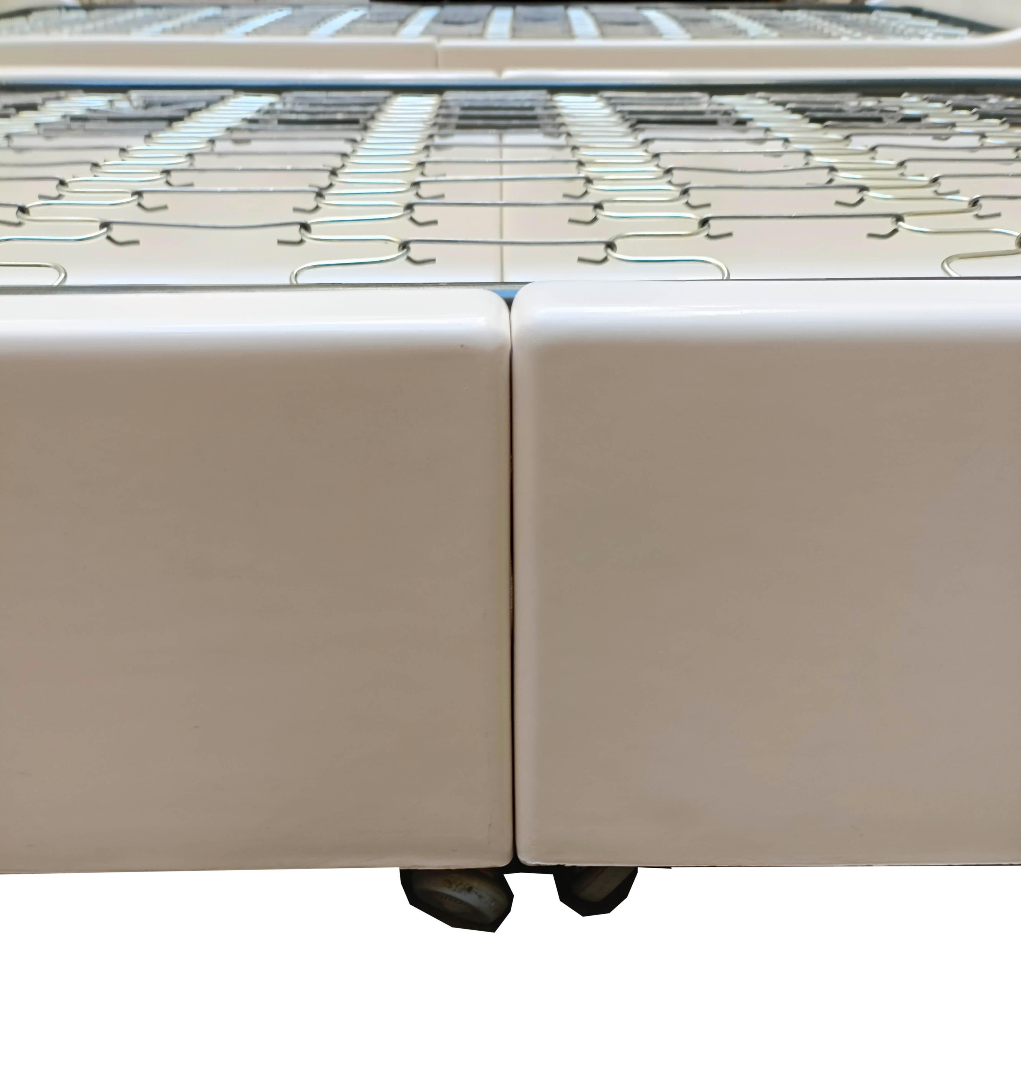 Late 20th Century Ignazio Gardella and Anna Castelli Ferrieri for Kartell Pair of Beds 