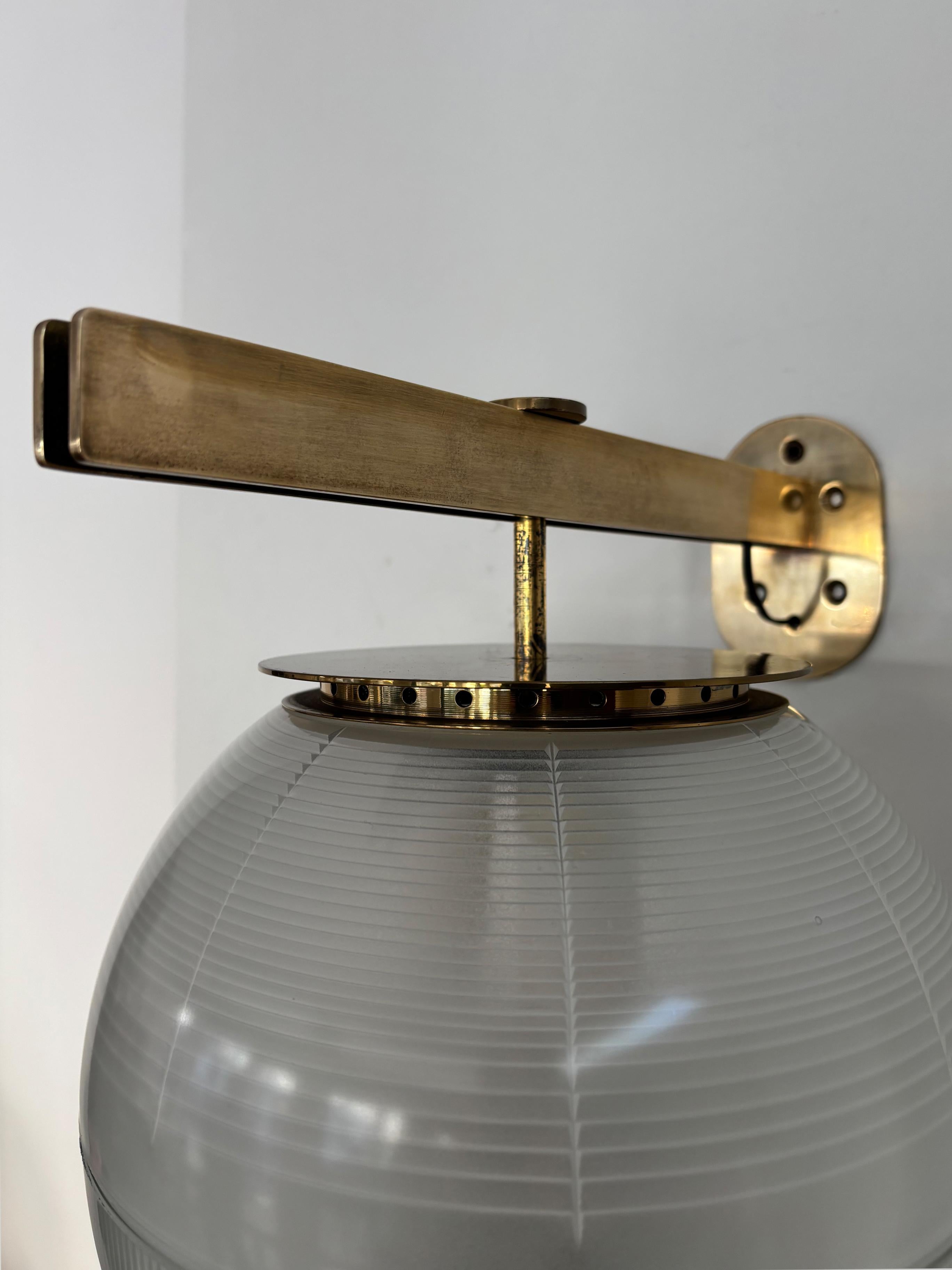 Ignazio Gardella for Azucena Italian LP7 Brass Glass Wall Lignt Sconce 1950s en vente 5