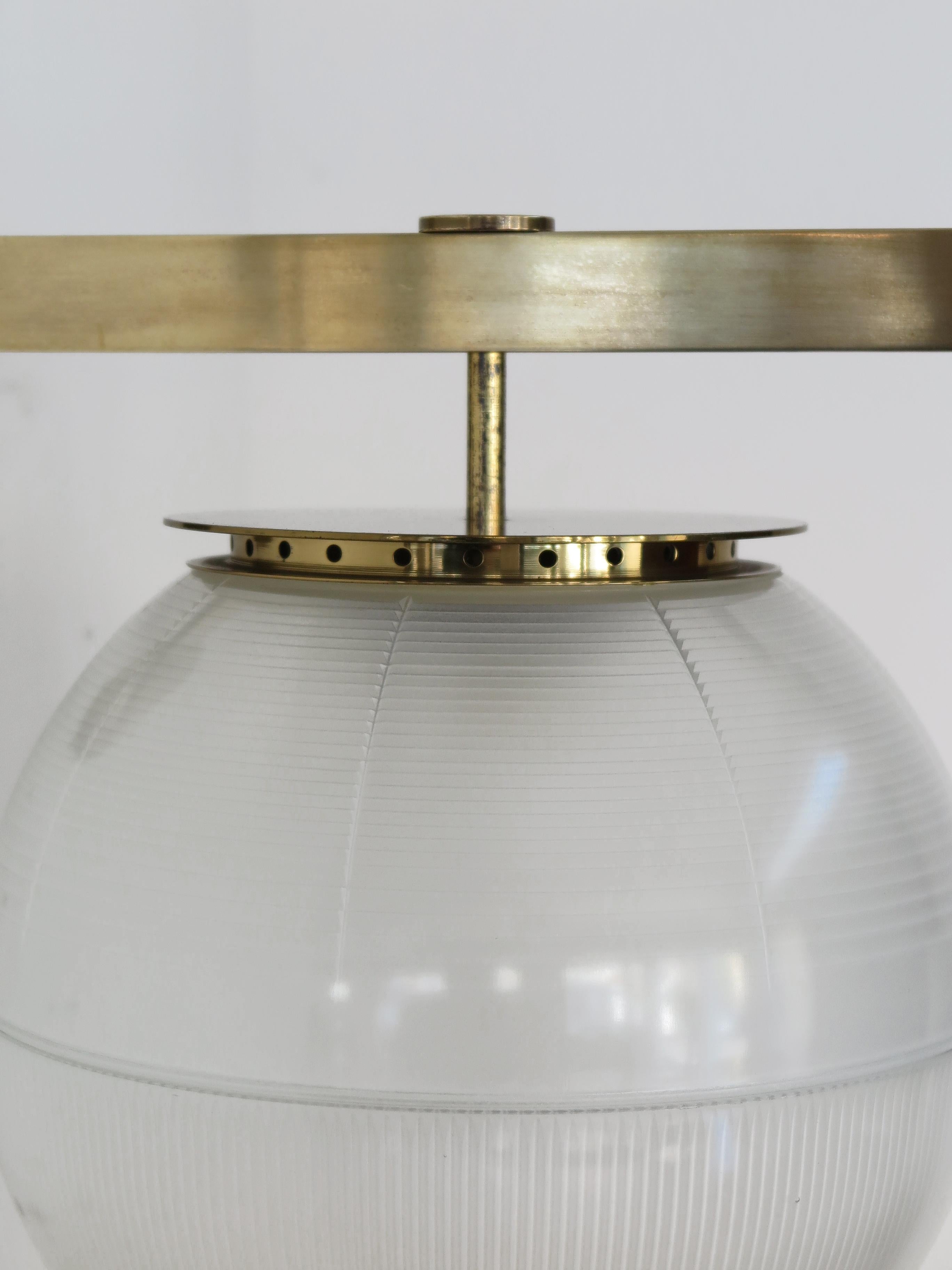 Laiton Ignazio Gardella for Azucena Italian LP7 Brass Glass Wall Lignt Sconce 1950s en vente