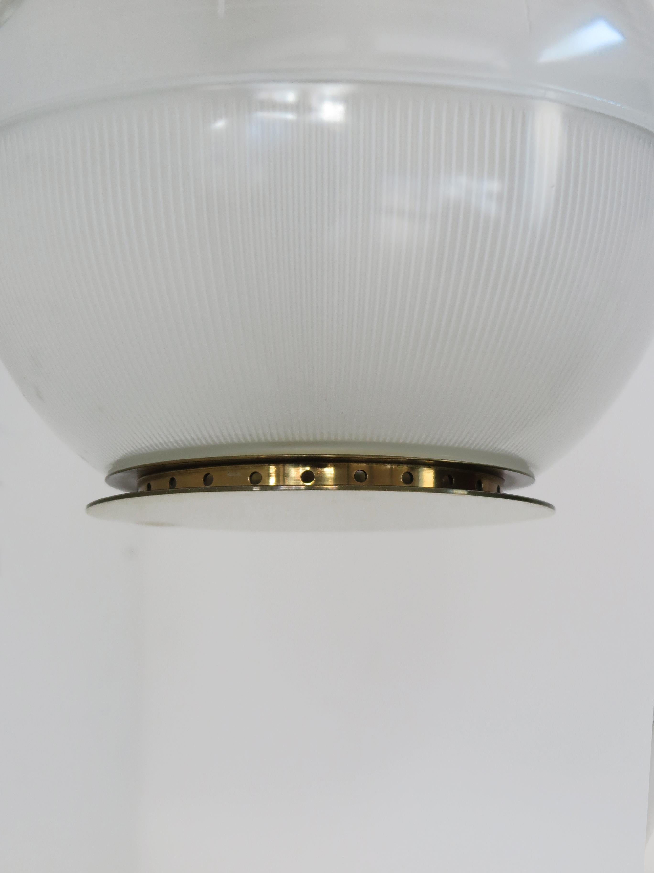 Ignazio Gardella for Azucena Italian LP7 Brass Glass Wall Lignt Sconce 1950s en vente 1