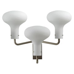 Ignazio Gardella
Galleria
Lampe murale à 3 bras en nickel et verre pour Tato Italia Ignazio Gardella
Galleria
Lampe murale à 3 bras en nickel et verre pour Tato Italia