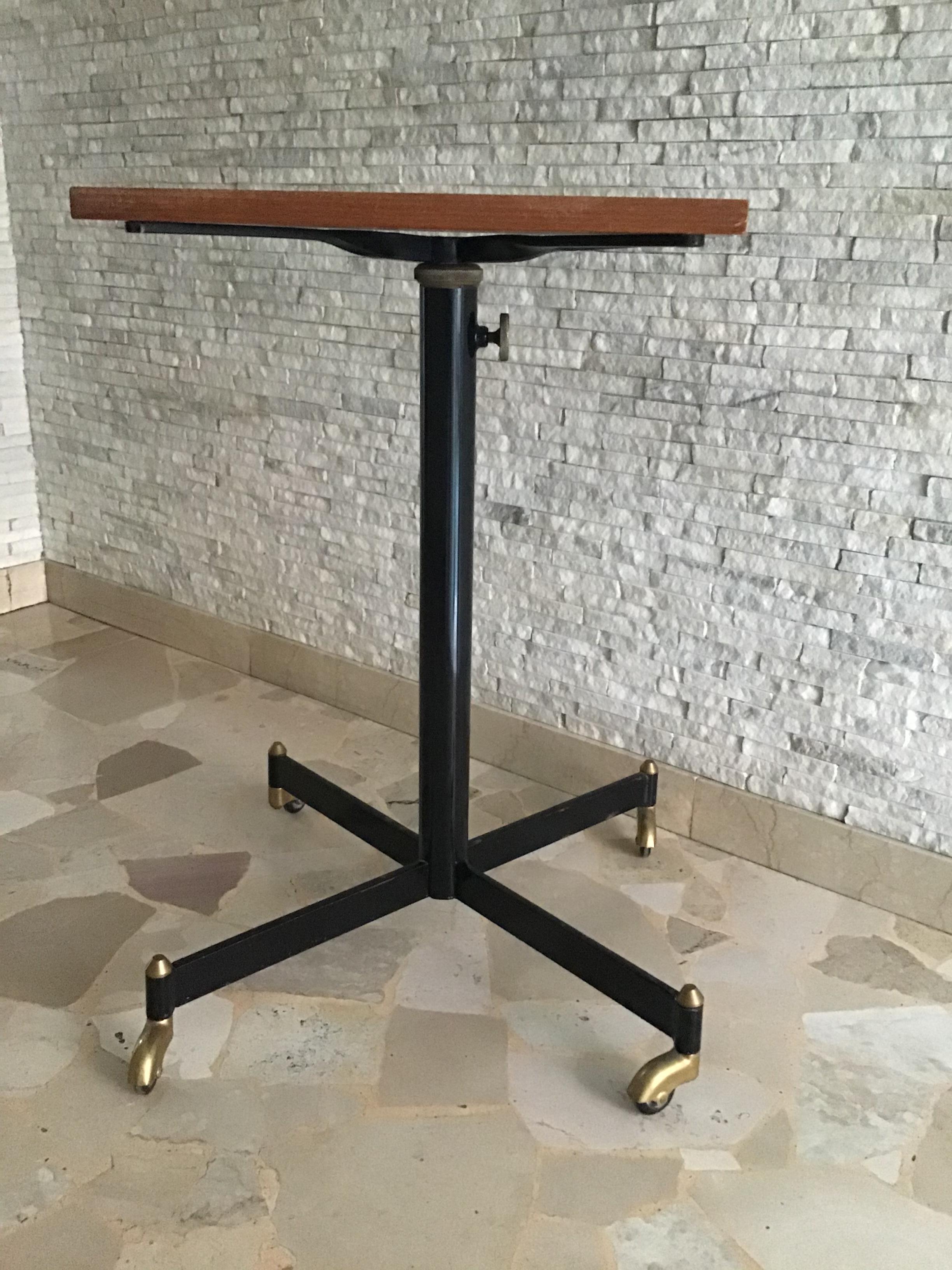 Ignazio Gardella Height adjustable Table Wood Brass 1950 Italy  For Sale 1
