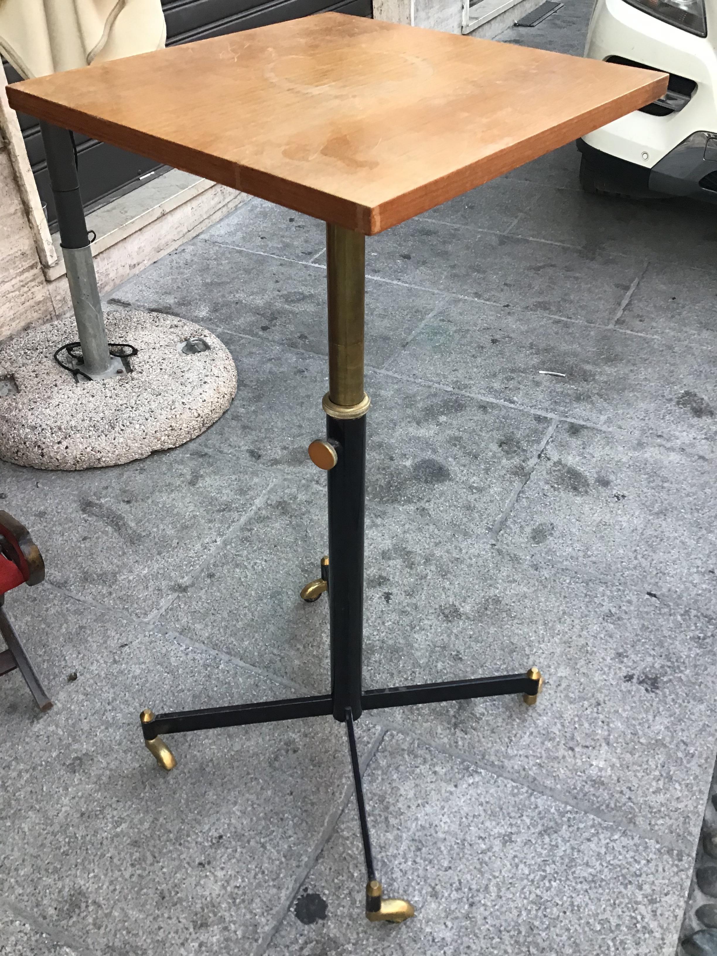 Ignazio Gardella Height adjustable Table Wood Brass 1950 Italy  For Sale 3