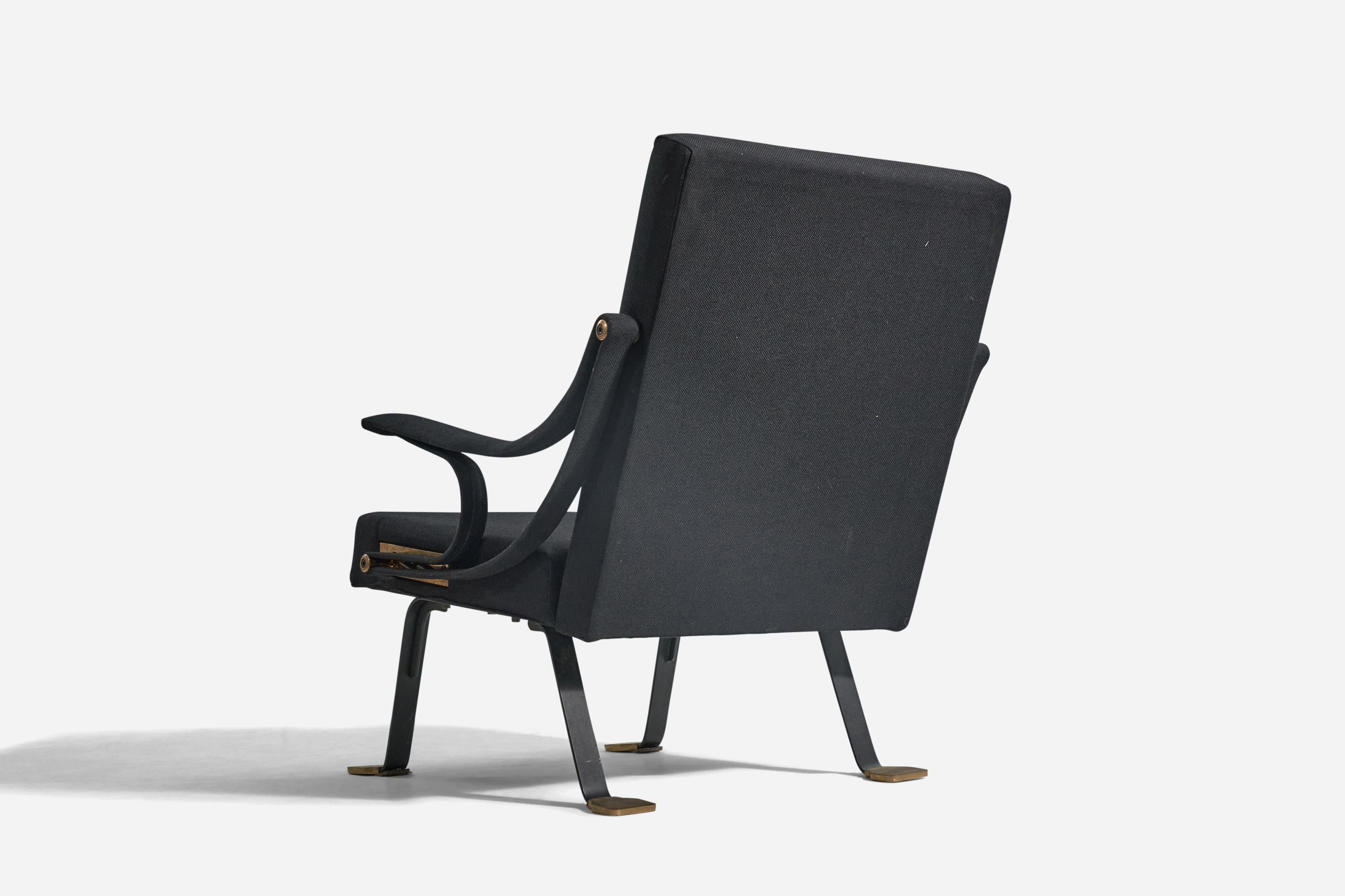 Milieu du XXe siècle Fauteuil de salon et repose-pieds Ignazio Gardella, laiton, tissu, Gavina, Italie, 1957 en vente