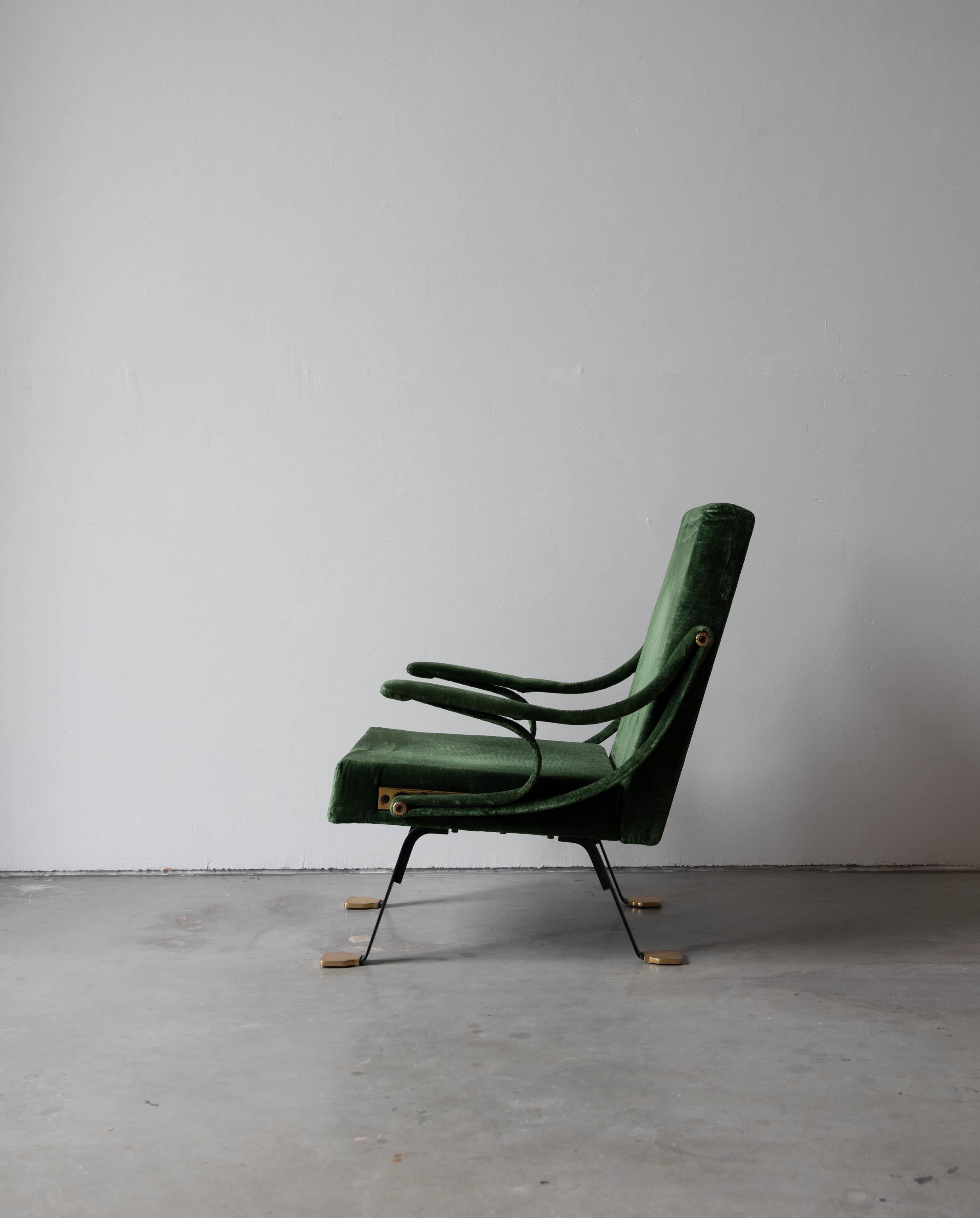 Ignazio Gardella, Lounge Chair, Brass, Metal, Green Velvet, Gavina, Italy, 1957 In Good Condition In High Point, NC