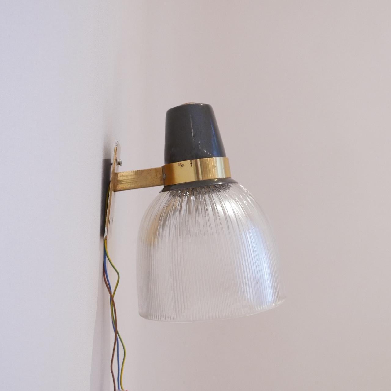 Ignazio Gardella Midcentury Italian Wall Lights LP5 by Azucena In Good Condition In London, GB