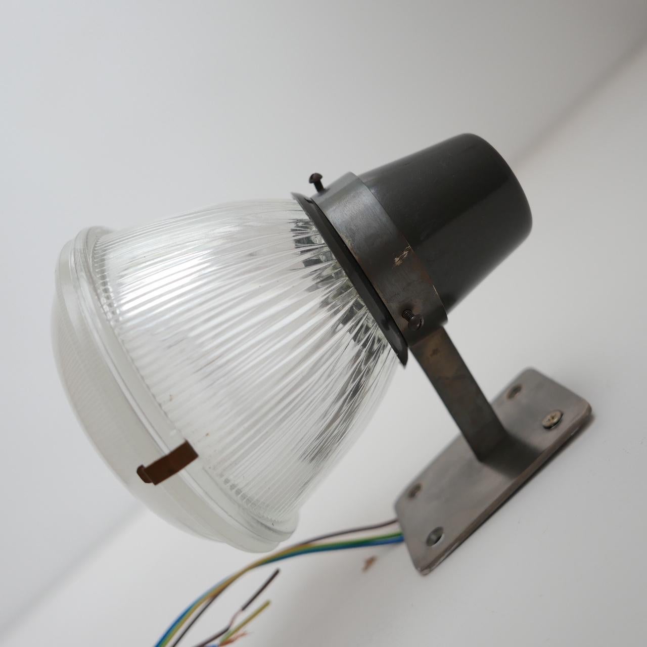 Ignazio Gardella Midcentury Italian Wall Light LP6 '1' In Good Condition In London, GB