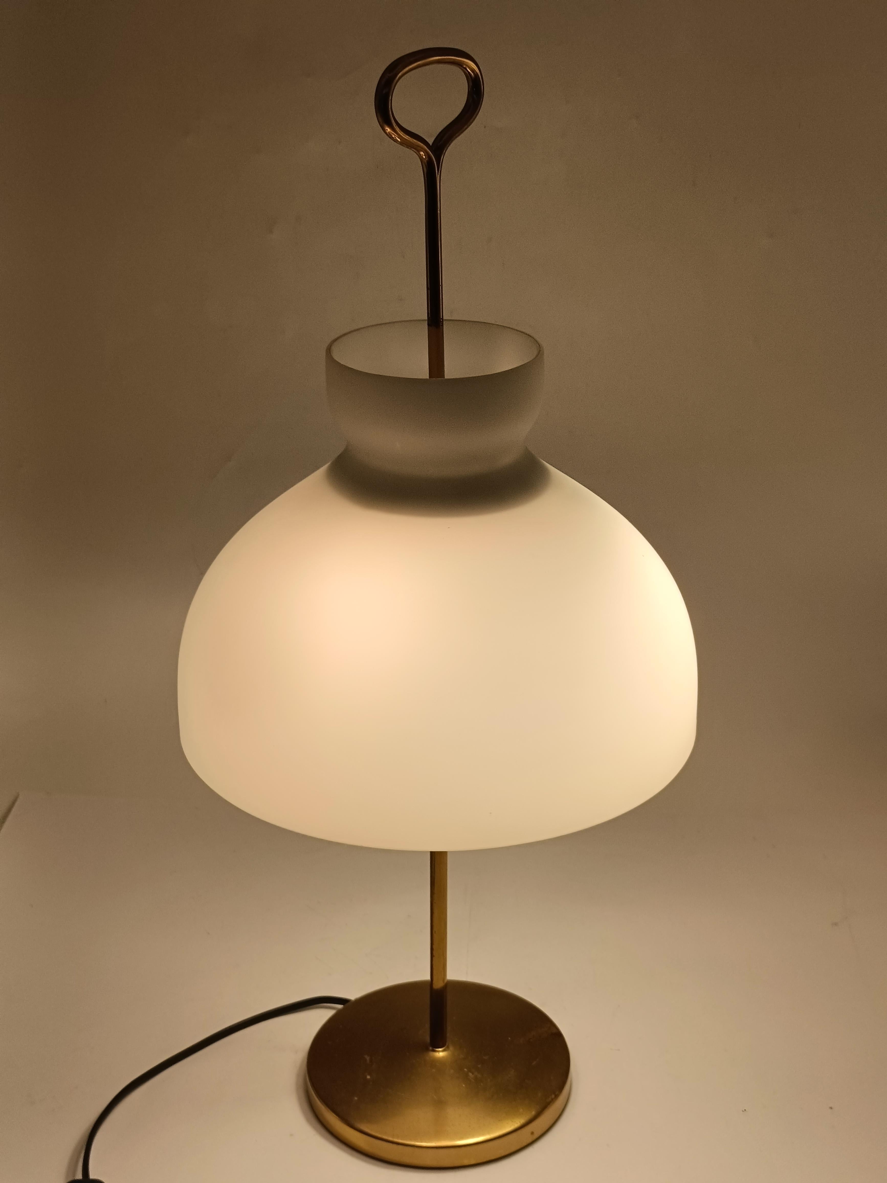 Ignazio Gardella per Azucena Lampada da Tavolo 