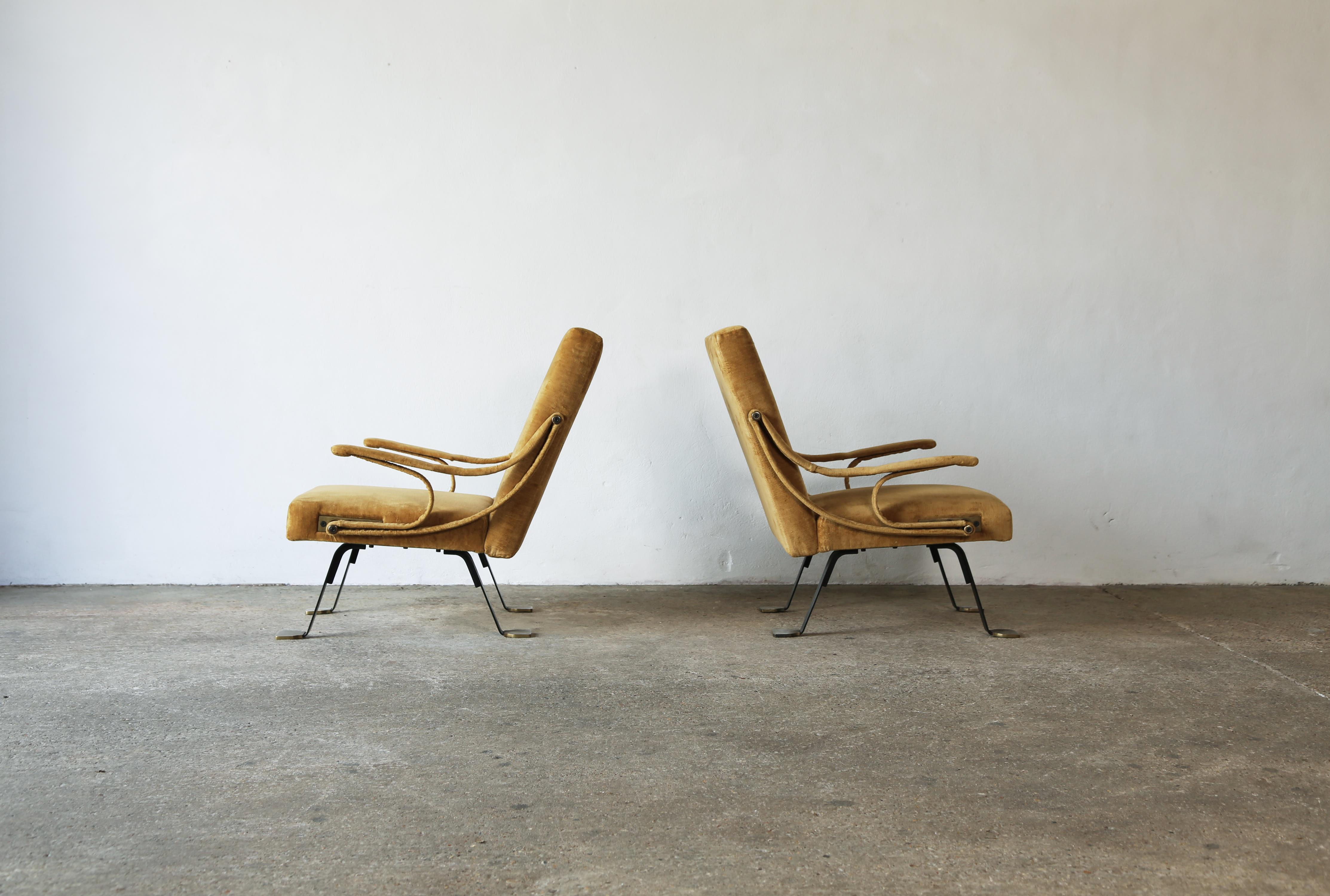 Ignazio Gardella Reclining Digamma Chairs, 1960s, Italy In Good Condition For Sale In LEWES, GB