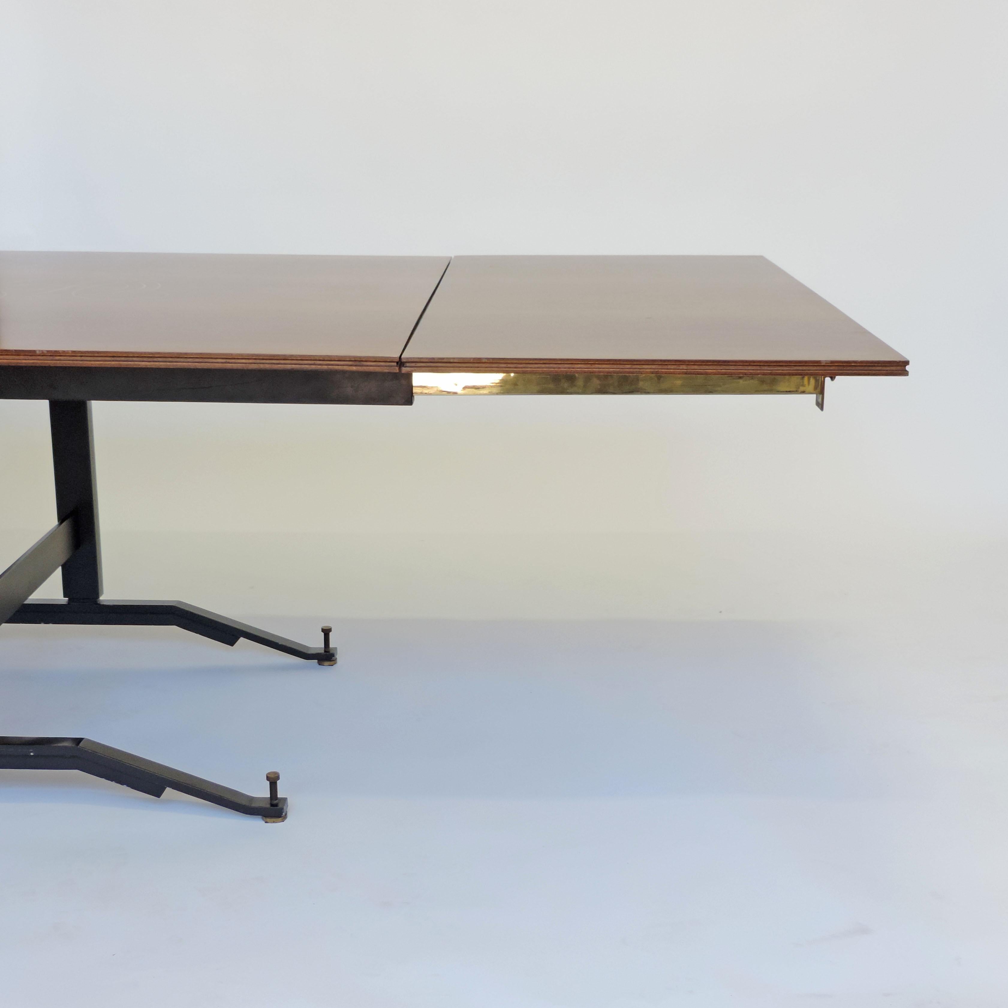 Italian Ignazio Gardella T4 Extendable Dining Table for Azucena, Italy, 1950s For Sale
