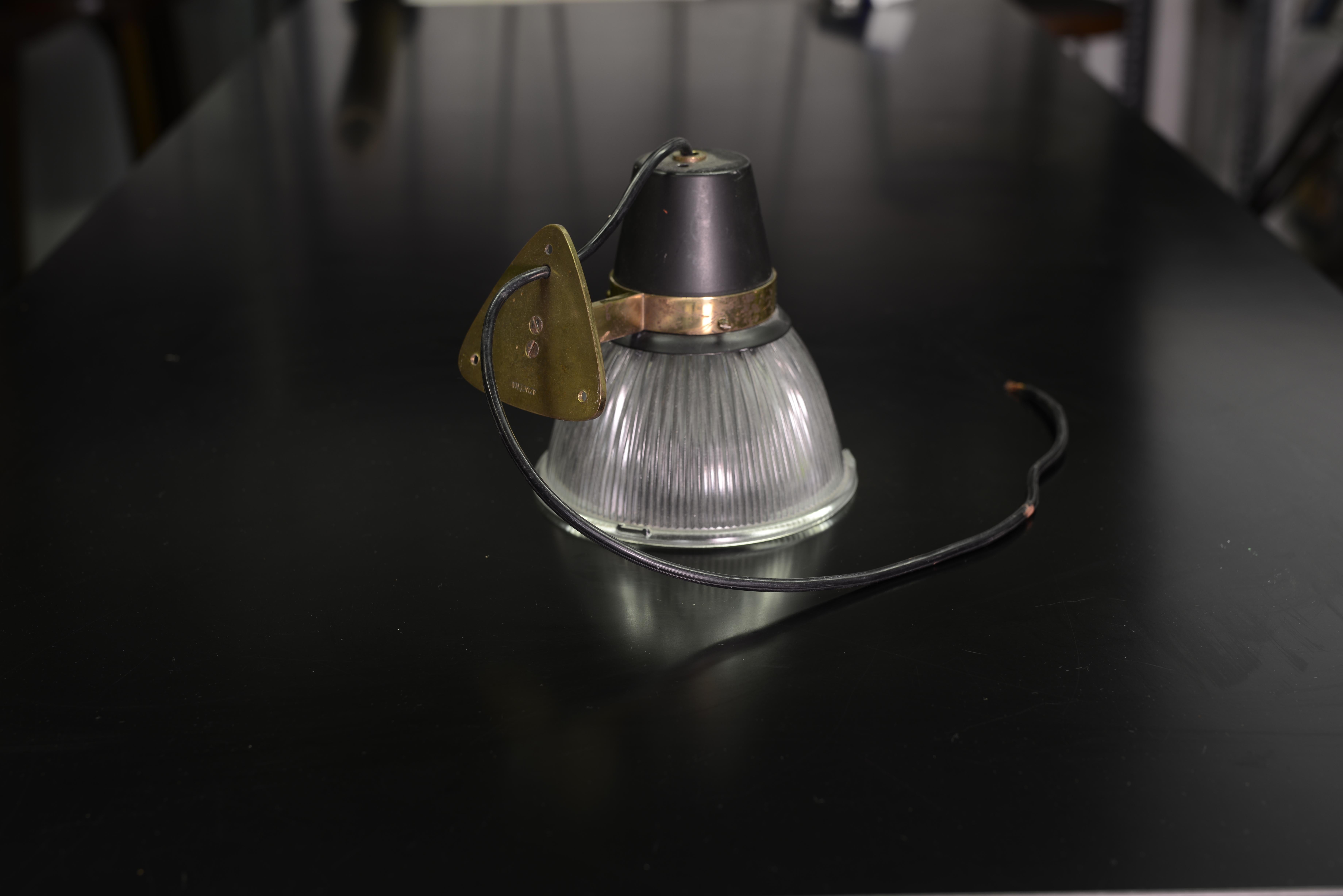 Pressé Lampe murale Ignazio Gardella du design milanais des années 1950, mi-siècle moderne en vente