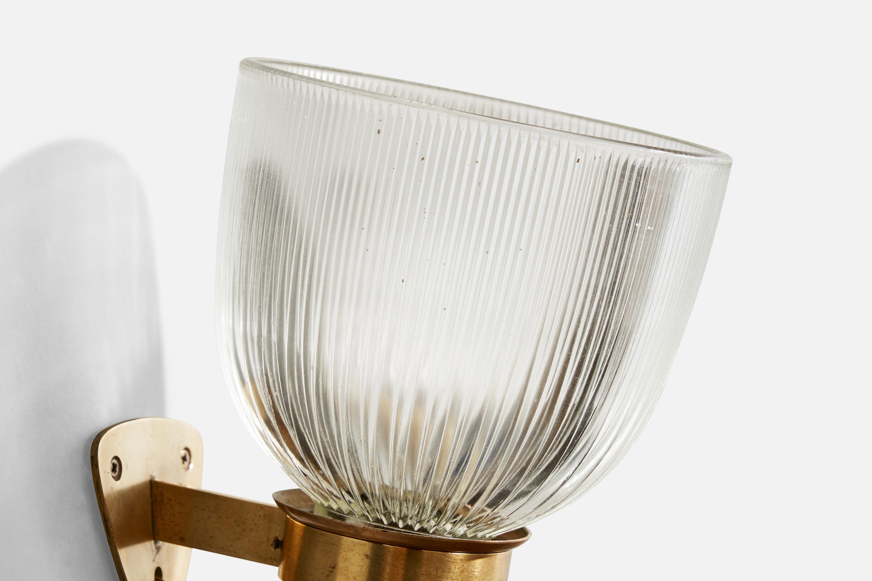 Mid-20th Century Ignazio Gardella, Wall Light, Brass, Glass, Copper, Italy, 1960s For Sale