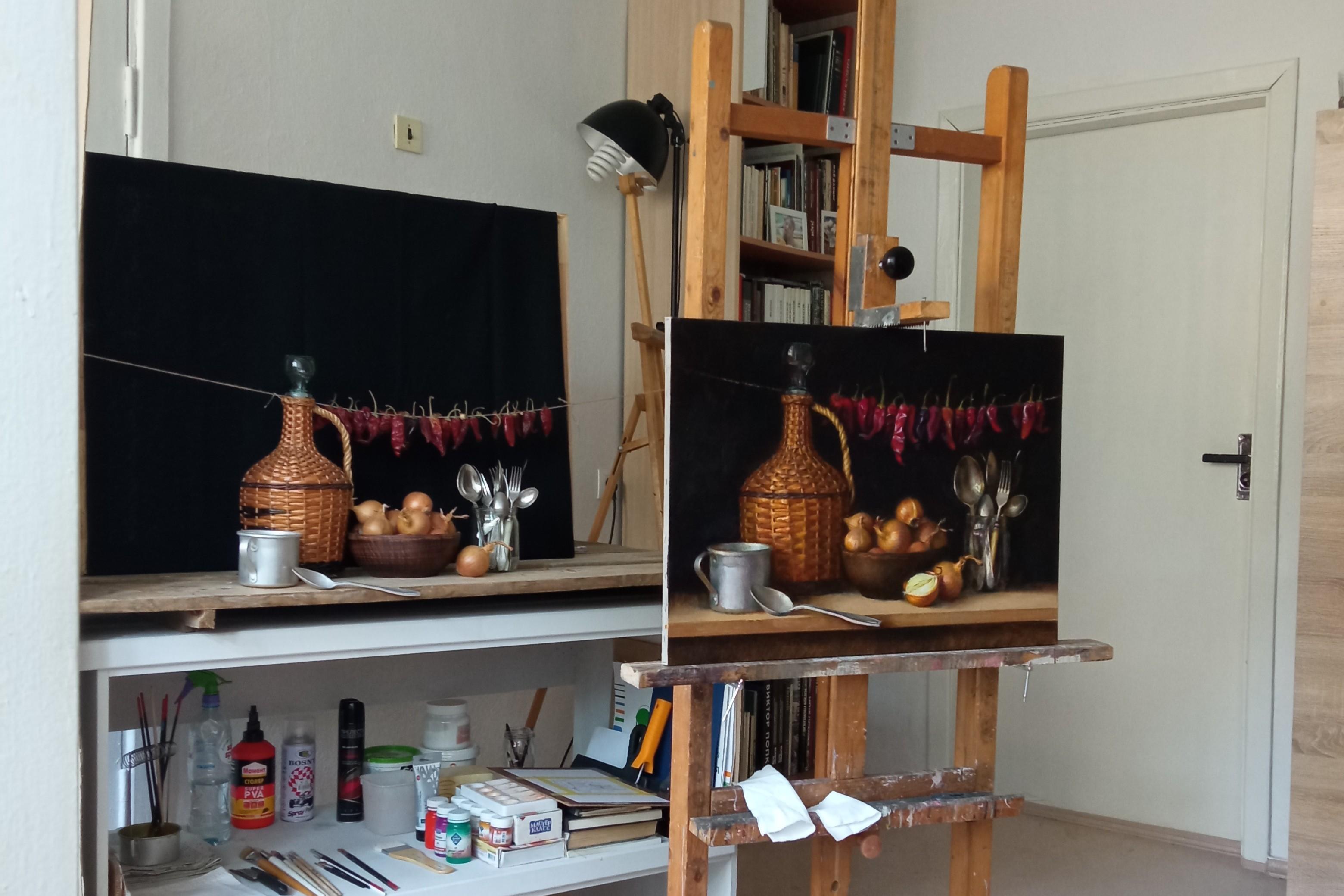Stillleben mit Zwiebeln und heißen Pfeffern – Painting von Igor Sventitski