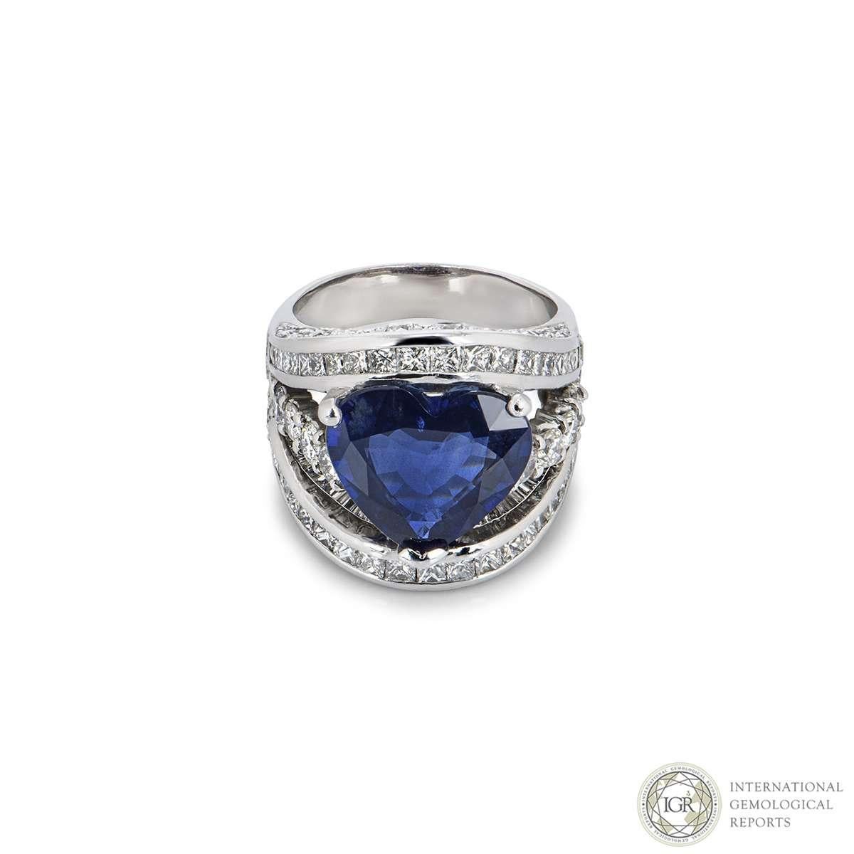 IGR Certified Heart Cut Sapphire and Diamond Ring 7.66 Carat Sapphire In Excellent Condition In London, GB