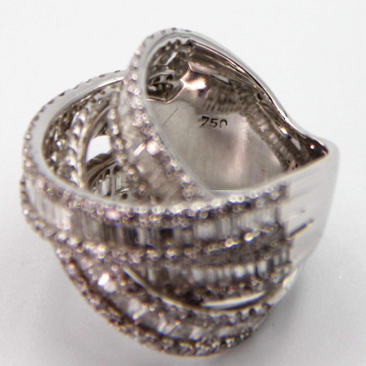 Baguette Cut IGSL Certified 5.26 Carat Diamond Spiral Ring For Sale