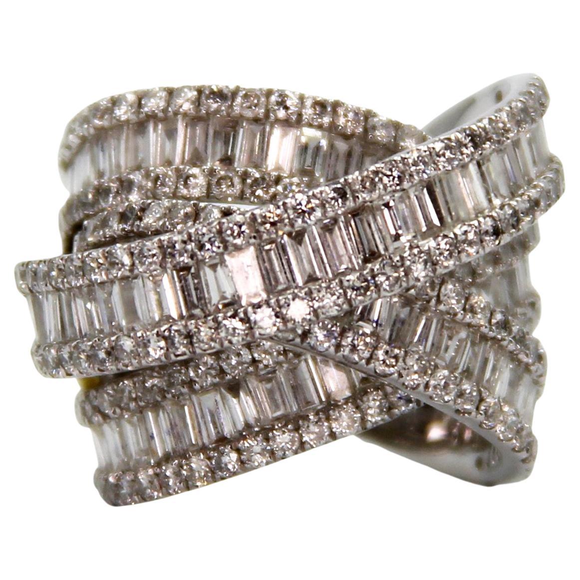 IGSL Certified 5.26 Carat Diamond Spiral Ring For Sale