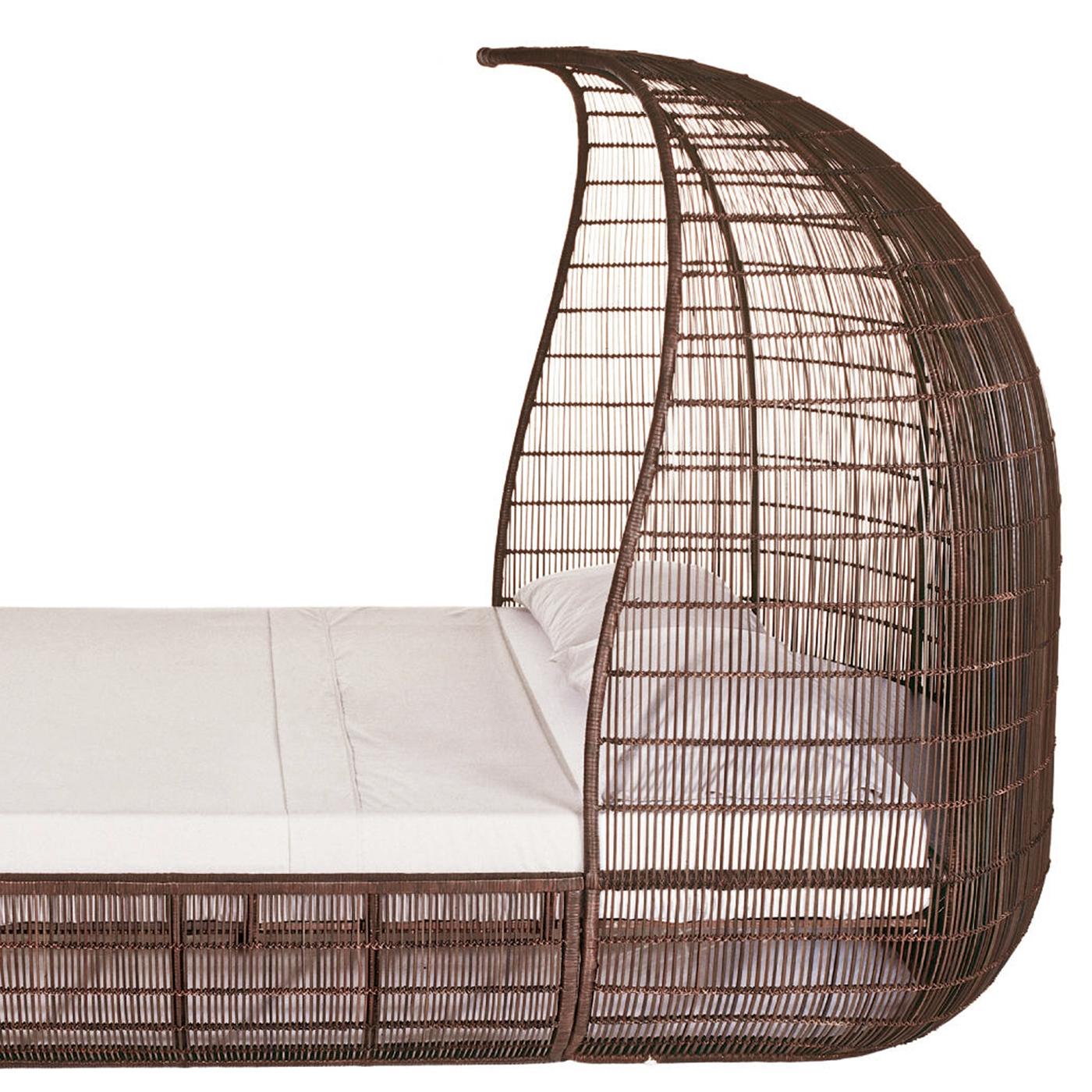 Philippine Iguan Big Daybed For Sale