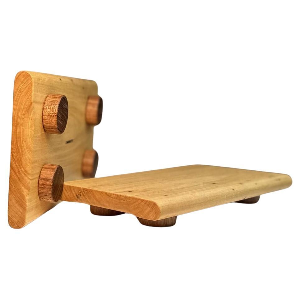 Iguape Tablett Tisch aus Massivholz im Angebot