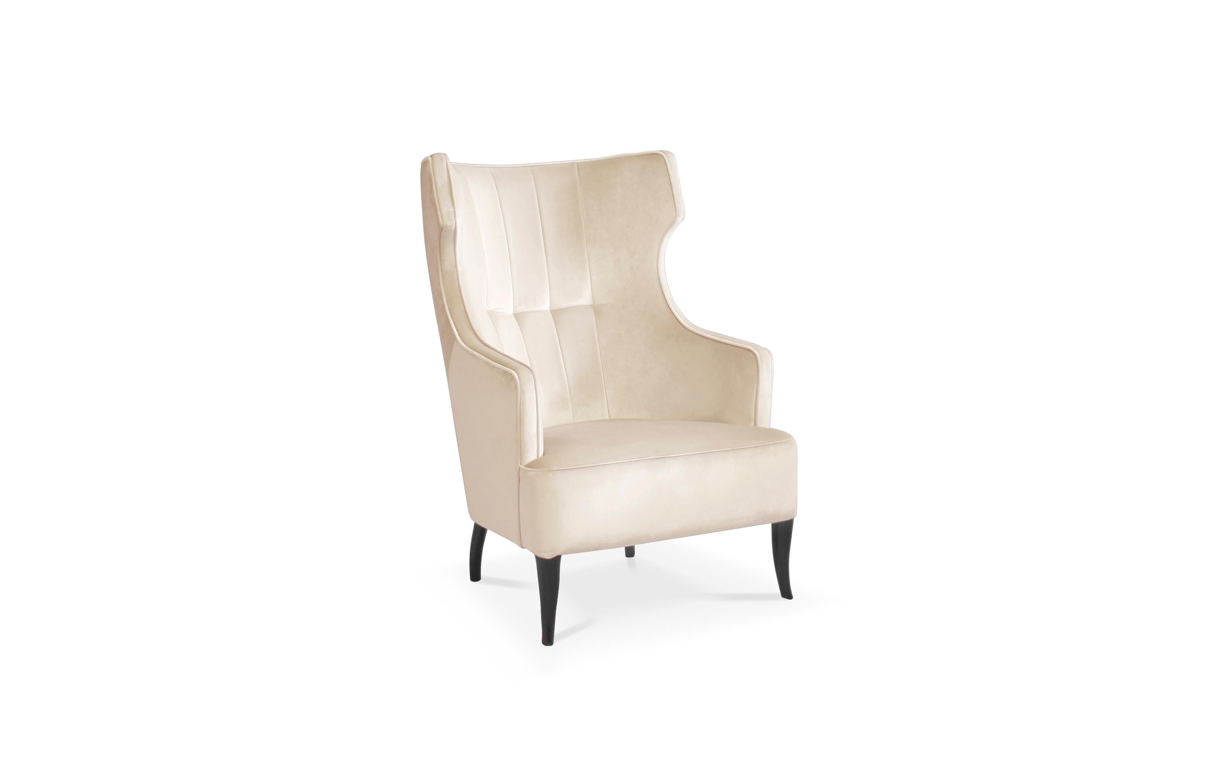 In the border between Argentina and Brazil, there is one of the most striking views in the world - the Iguazu falls. IGUAZU Wing chair perfectly combines the strength of these mesmerizing waterfalls. As a high-back lounge chair, upholstered in