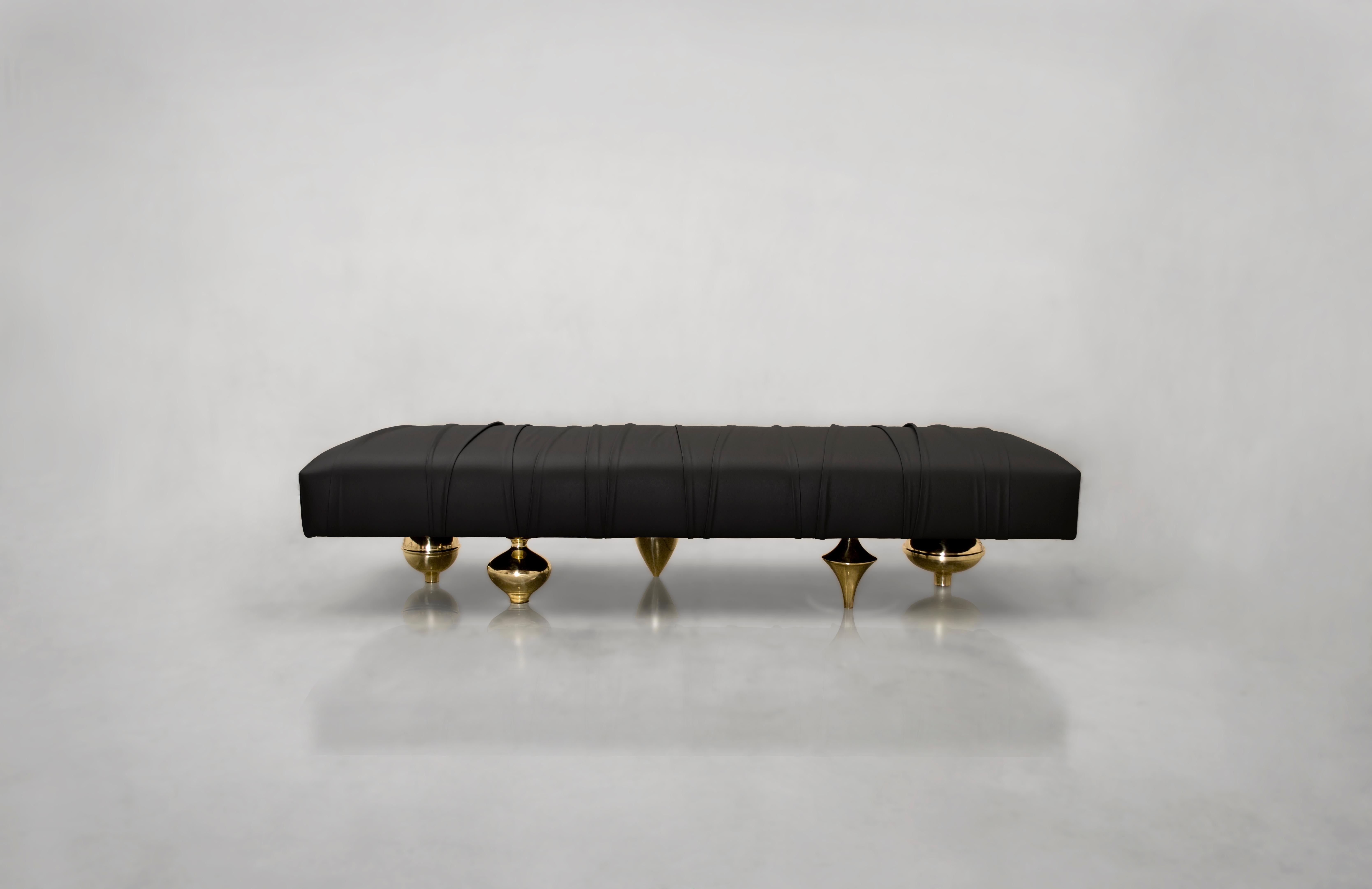 Il Pezzo 1 bench

Finely upholstered with leather or velvet with an original technique that makes this piece sophisticated and rich. Supported by solid cast brass feet as a balance between multiethnic plan and the most noble Tuscan craftsmanship
