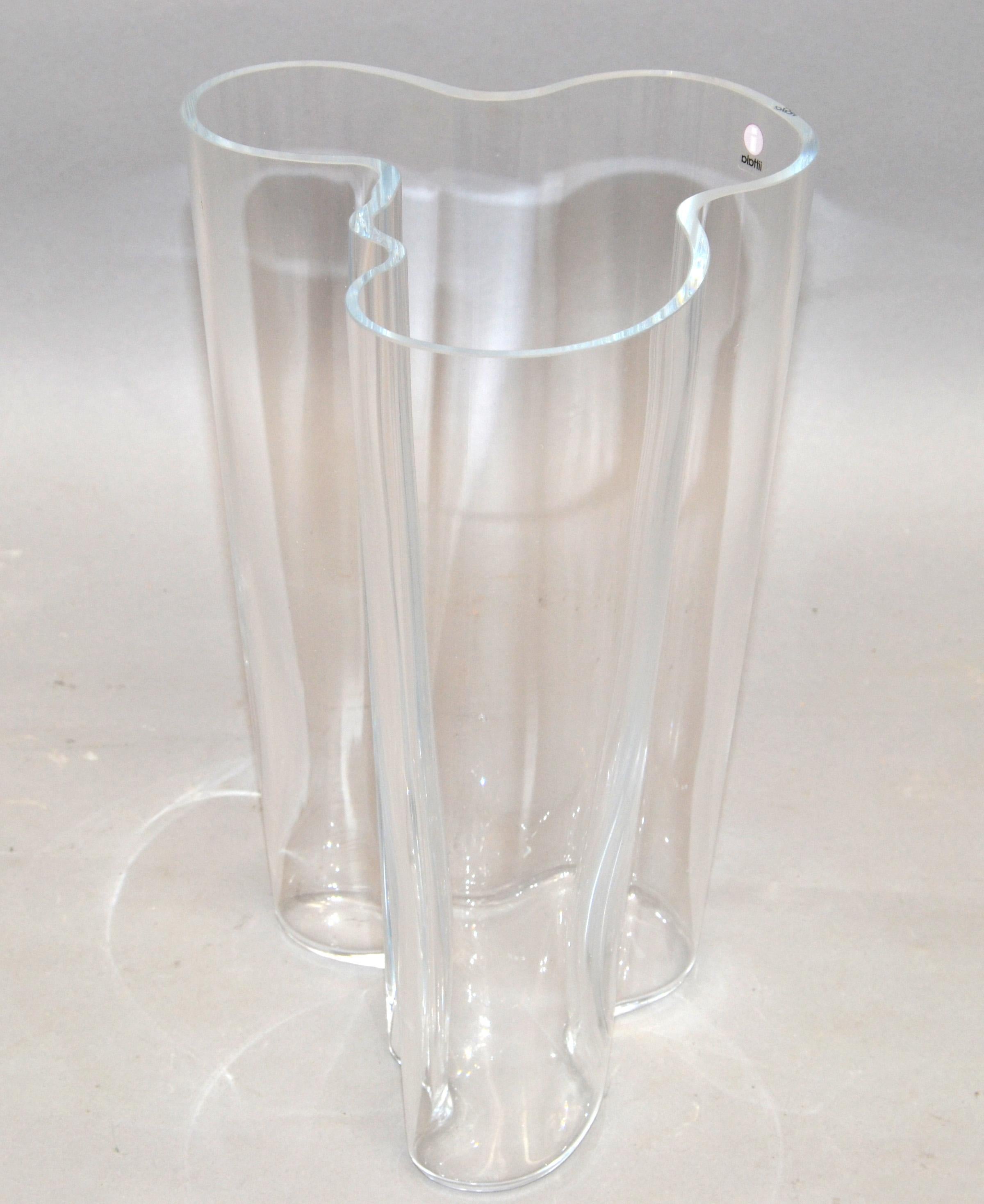 Iittala Alvar Aalto Arango Art Glass Sculptural Flower Savoy Vase Scandinavian For Sale 1