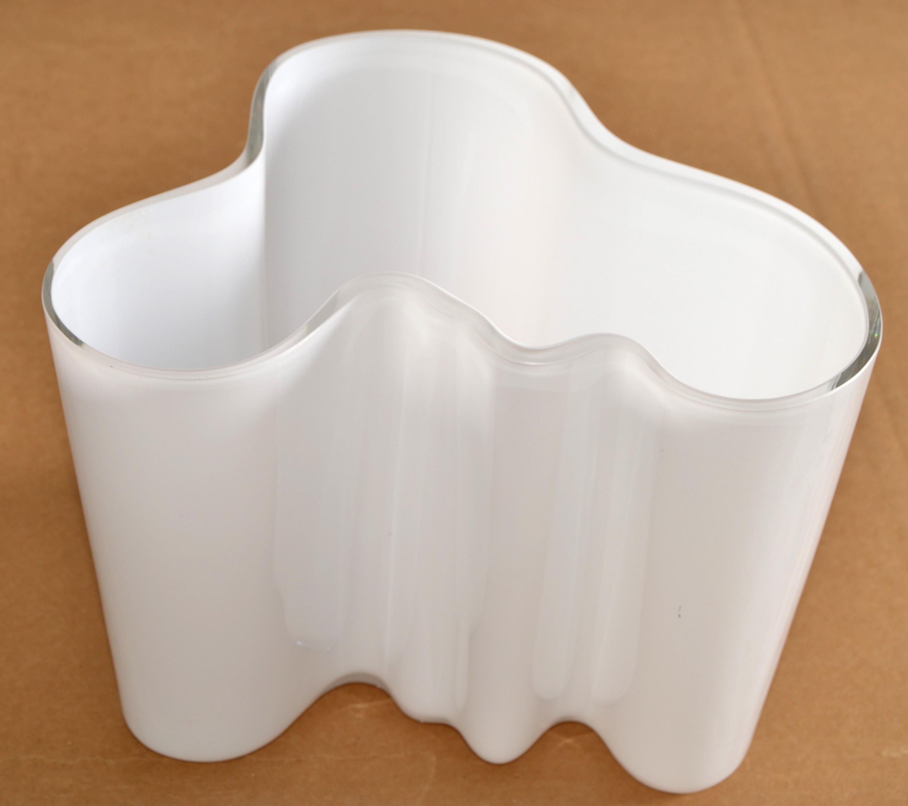 Scandinavian Modern Iittala Alvar Aalto Model 3030 White Encased Glass Sculptural Flower Vase Bowl  For Sale