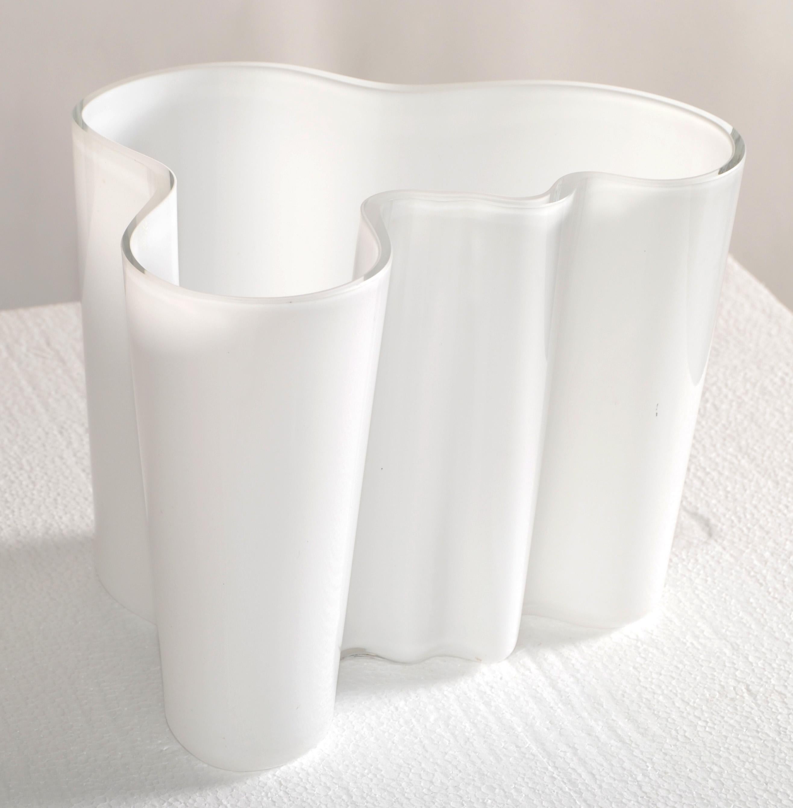 Art Glass Iittala Alvar Aalto Model 3030 White Encased Glass Sculptural Flower Vase Bowl  For Sale