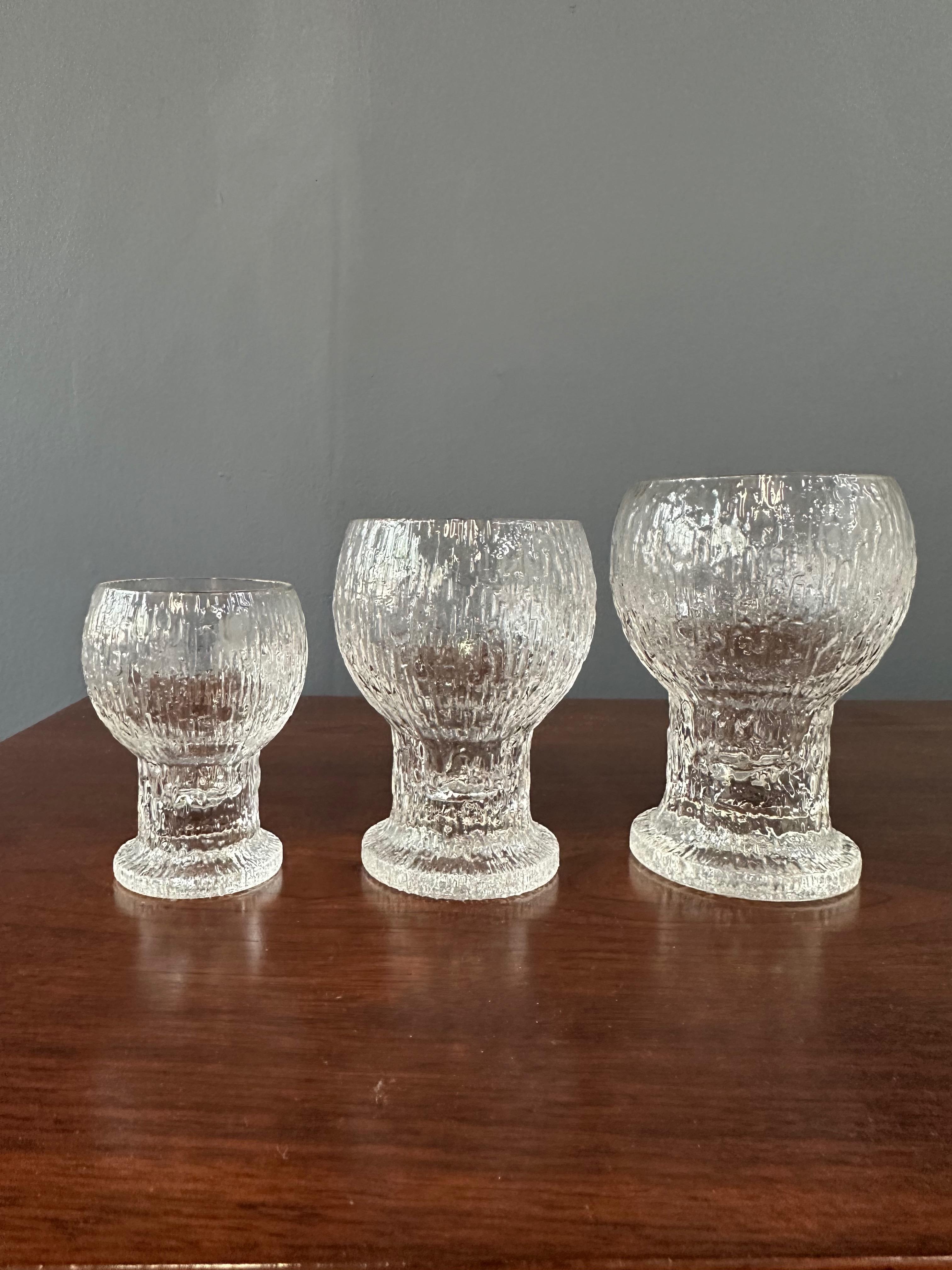 Iittala Finland Kekkerit Set of 32 Stemware Pieces by Timo Sarpaneva Mid Century For Sale 3