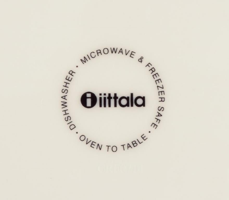 Iittala, Finlandia. Dos grandes platos/cubiertos de porcelana. Porcelana en venta