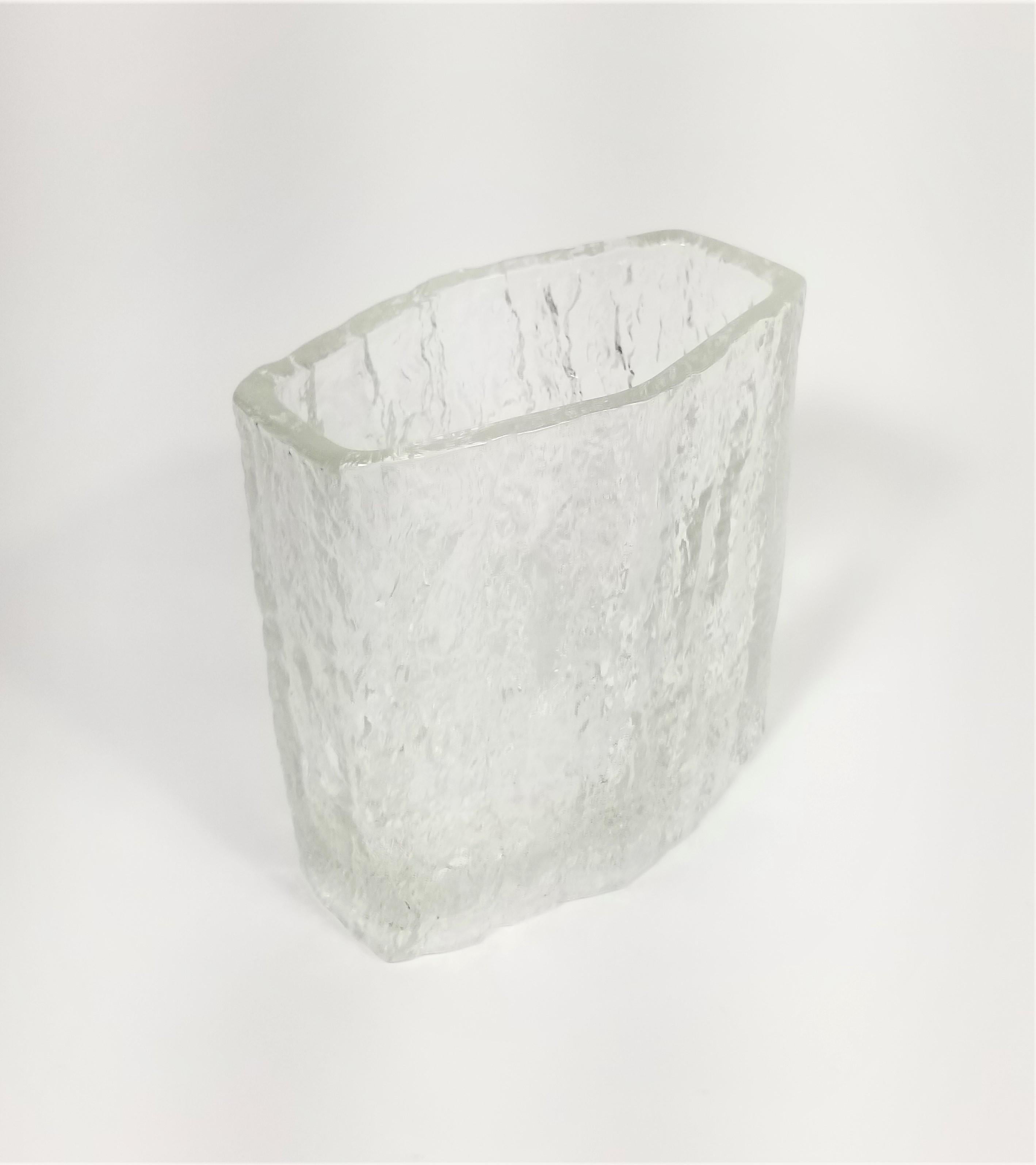 Iittala Finland Vase Mid Century Modern Brutalist Design For Sale 6