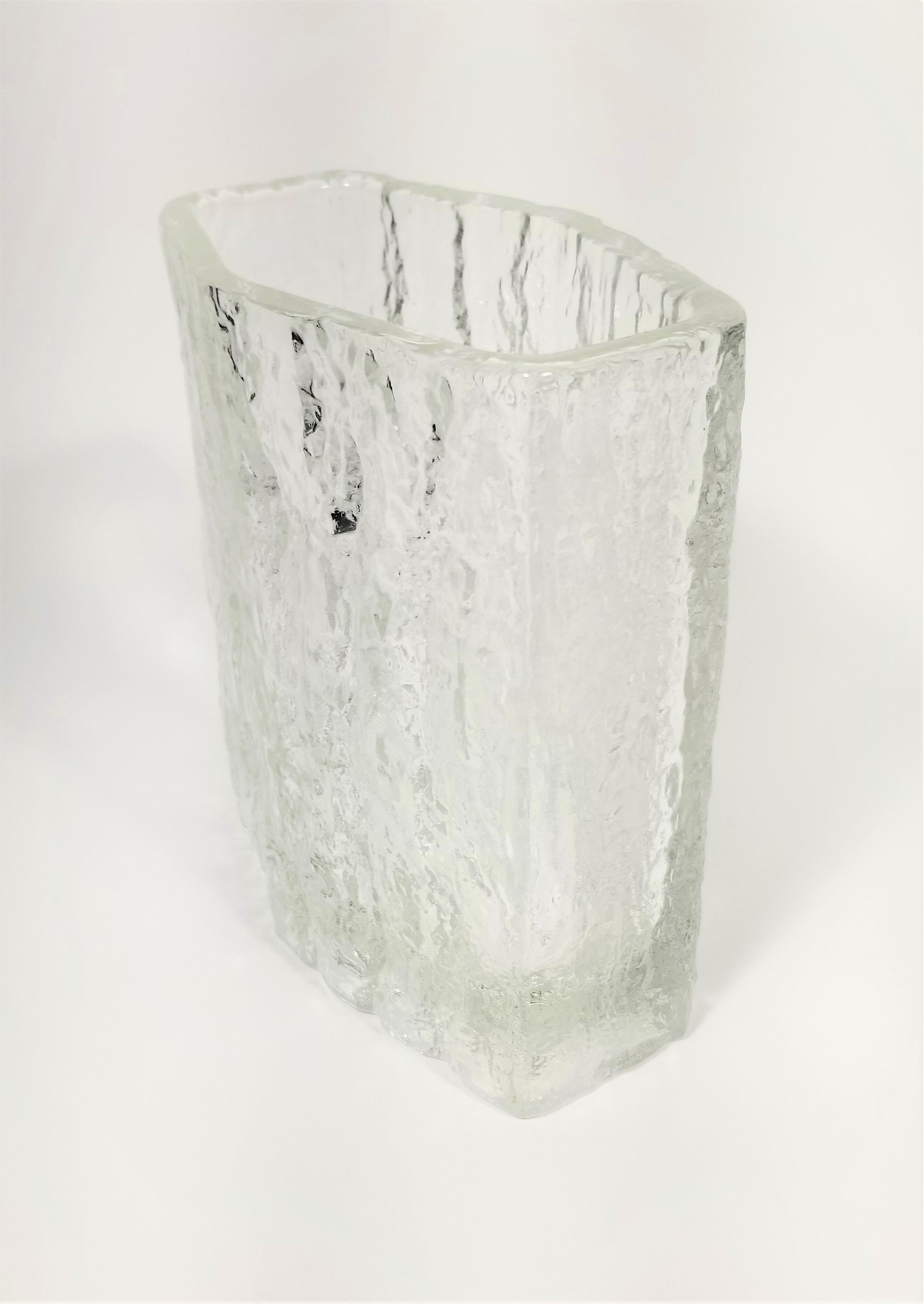 Finnish Iittala Finland Vase Mid Century Modern Brutalist Design For Sale