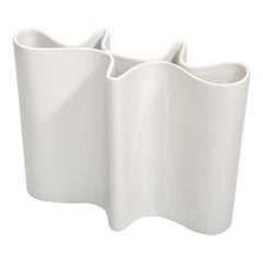 Iittala Style White Glazed Ceramic Sculptural Flower Vase Mid-Century Modern 80s