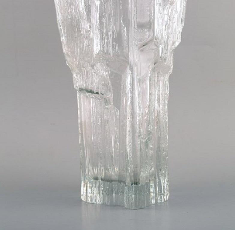 Scandinavian Modern Iittala, Tapio Wirkkala Art Glass Vase, 1960s-1970s, Beautiful Finnish Design