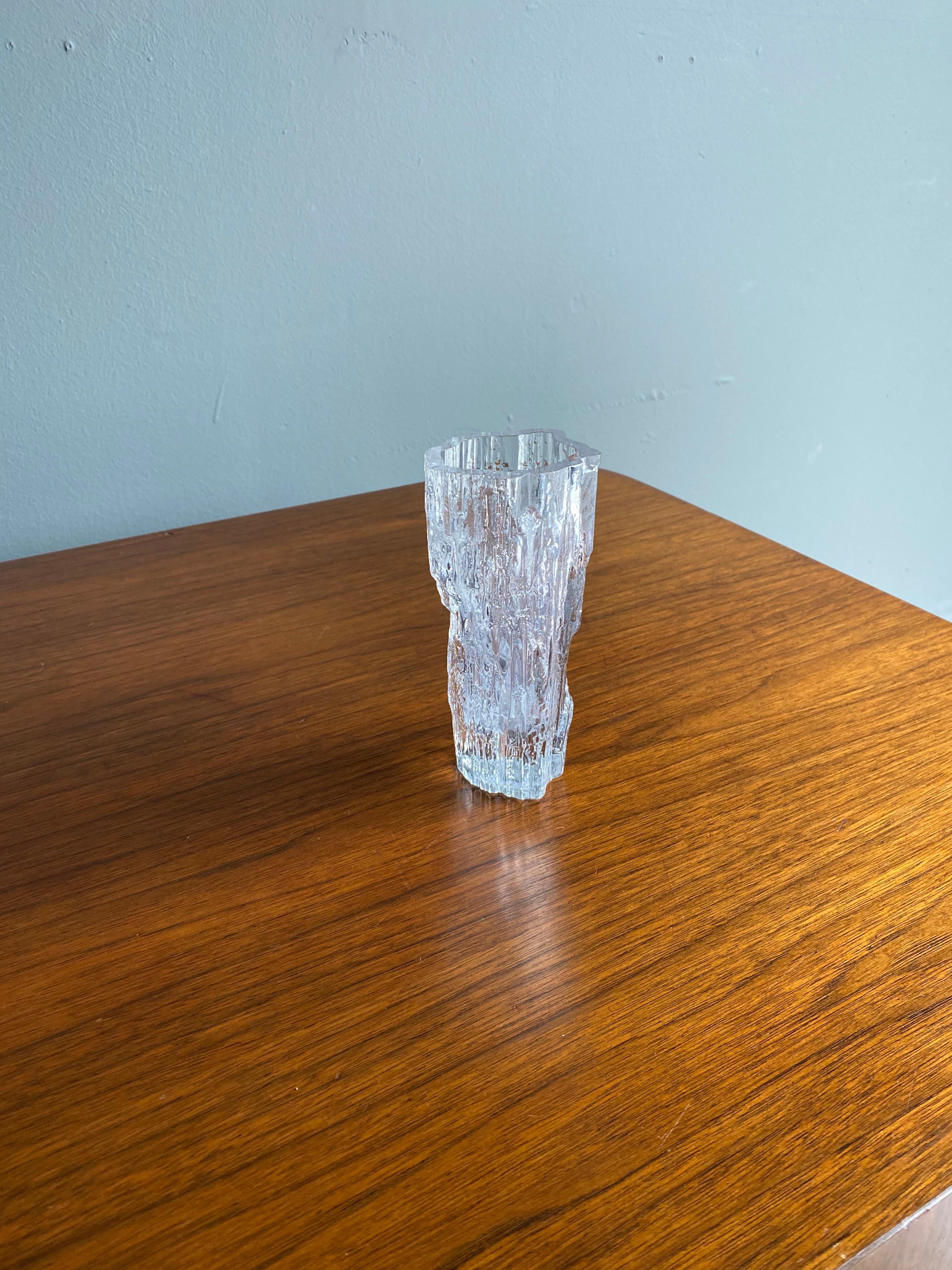 Iittala, Tapio Wirkkala Glass Vase, Model Number 3429, 1970's For Sale 11