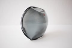 Moderne skandinavische Iittala-Vase im Vintage-Stil, bekannt als Aava von Markku Salo Finnland