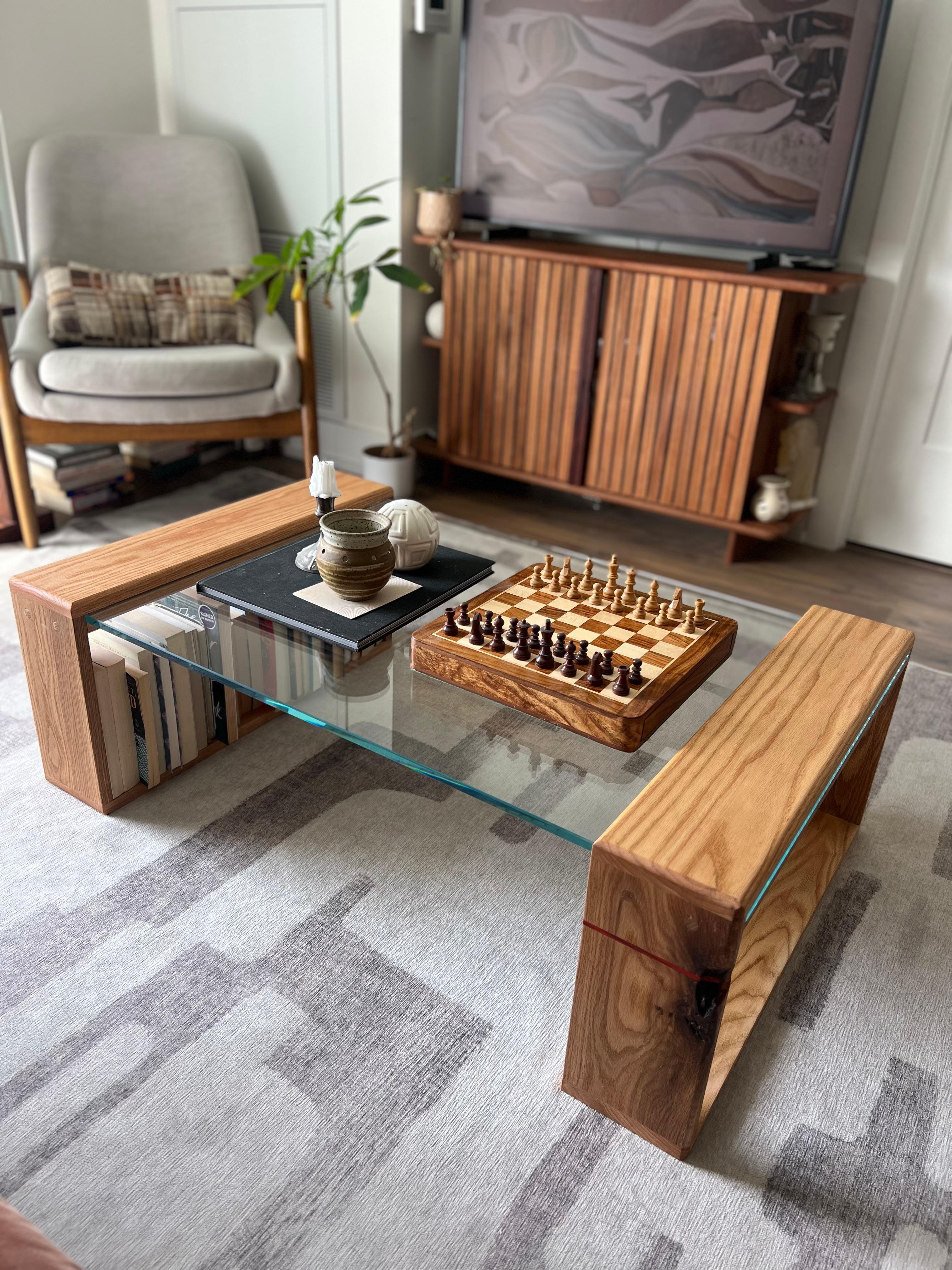 XXIe siècle et contemporain Table basse rouge en chêne et verre iJ-v1 en vente