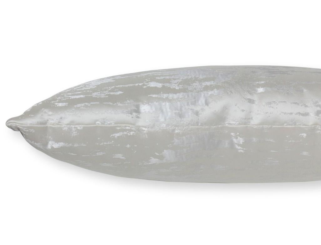 Modern Ijsberg Pillow in Silver Satin For Sale