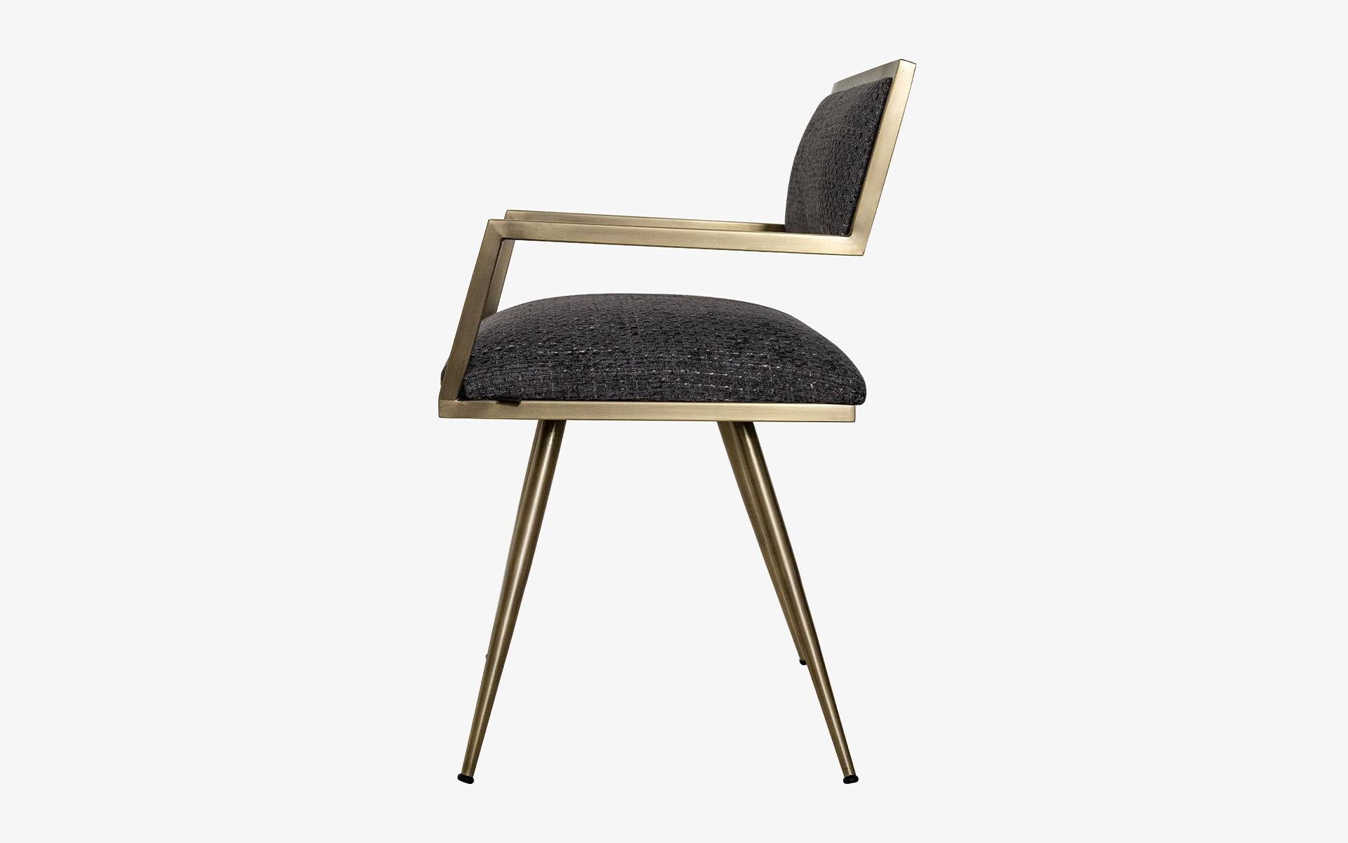 Ika Stuhl Vermessingtes Skelett (Moderne) im Angebot