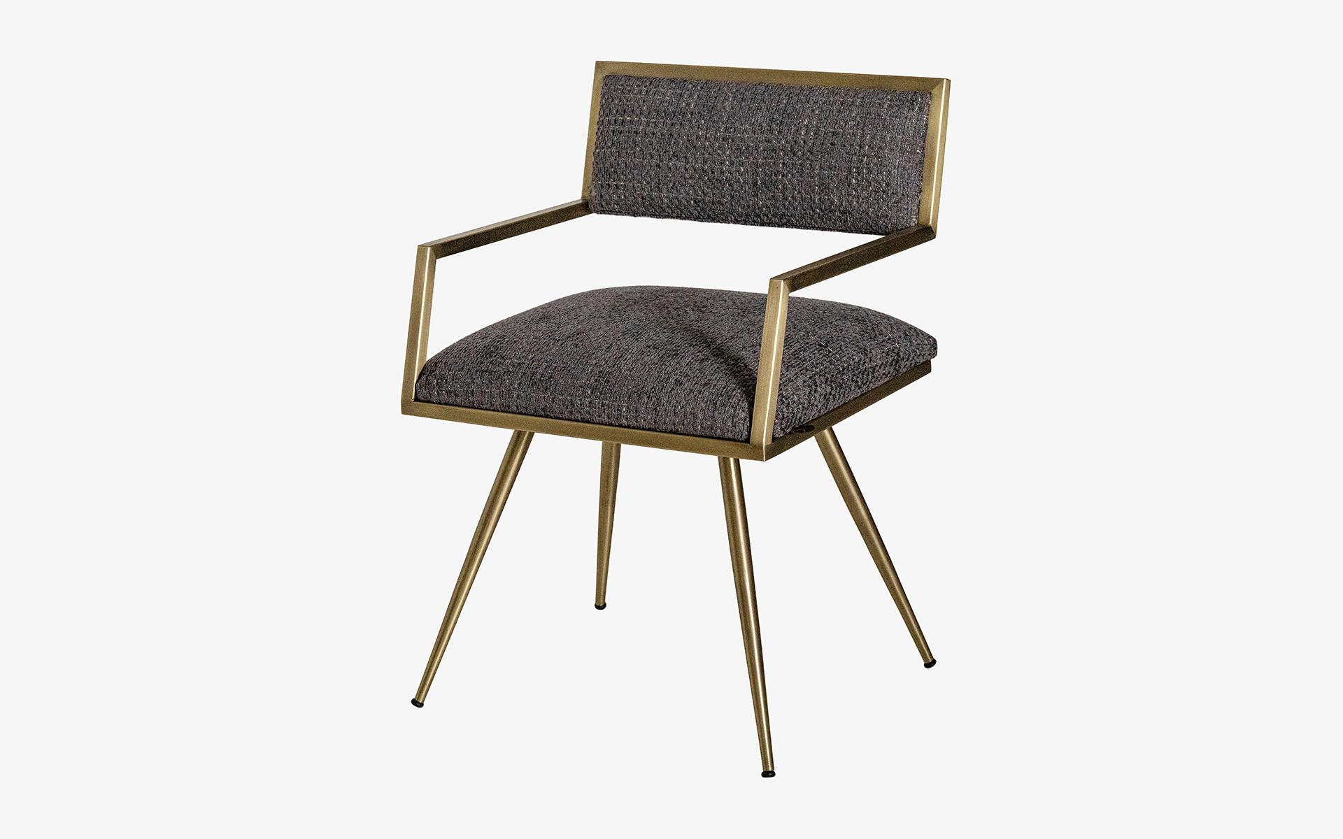 Ika Stuhl Vermessingtes Skelett (Türkisch) im Angebot
