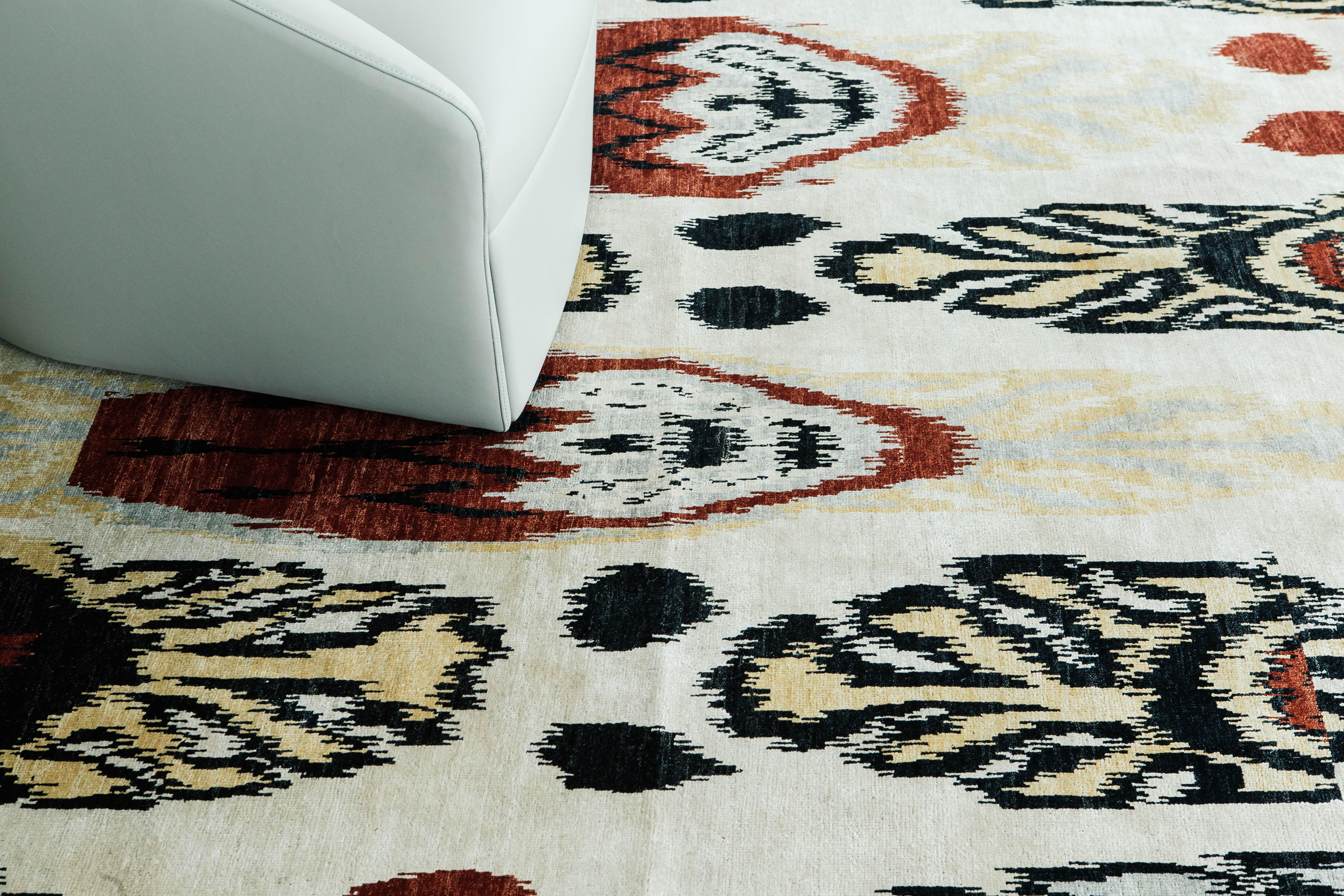 Ikat Design Rug Zatuni In New Condition For Sale In WEST HOLLYWOOD, CA