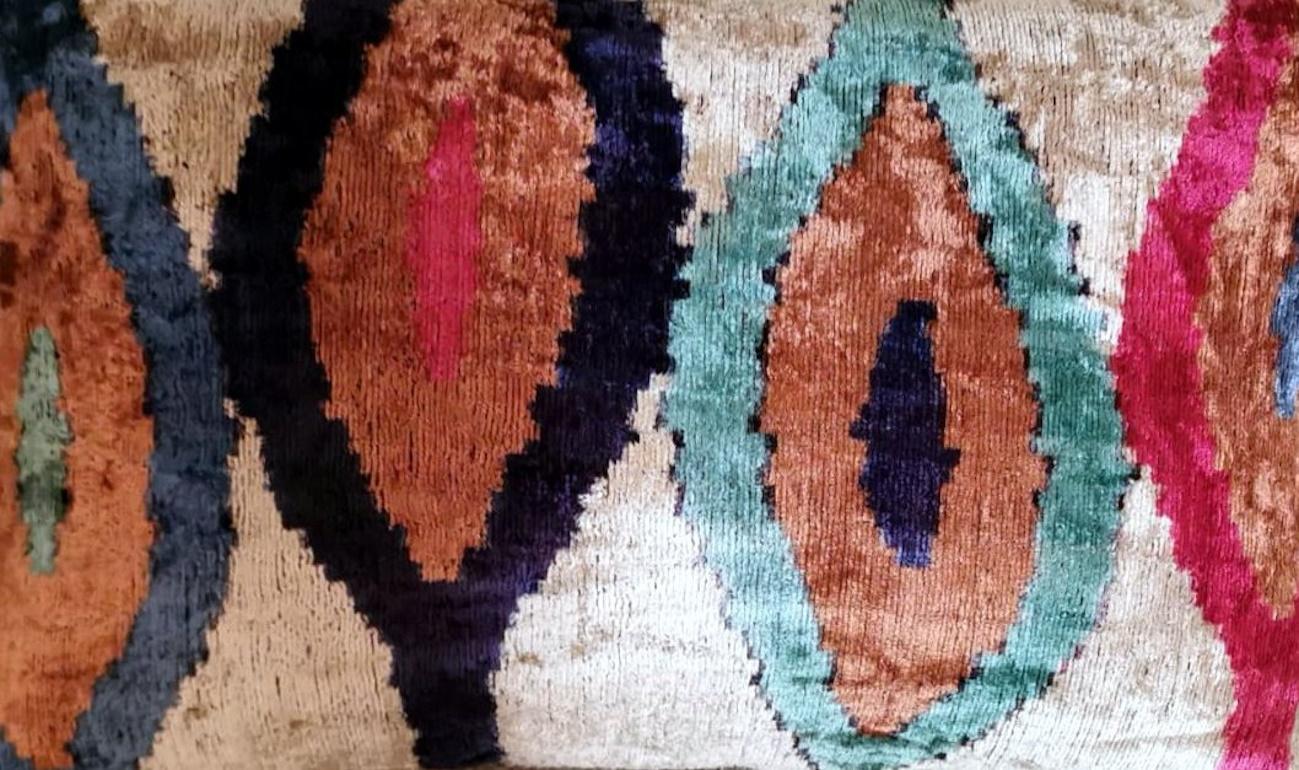 Ikat Fabric Pair of Handmade Pillows In Uzbekistan For Sale 6