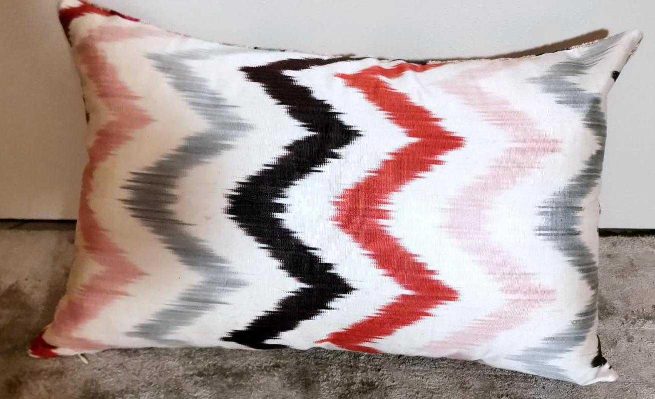 Ikat Fabric Pair of Handmade Pillows In Uzbekistan For Sale 8