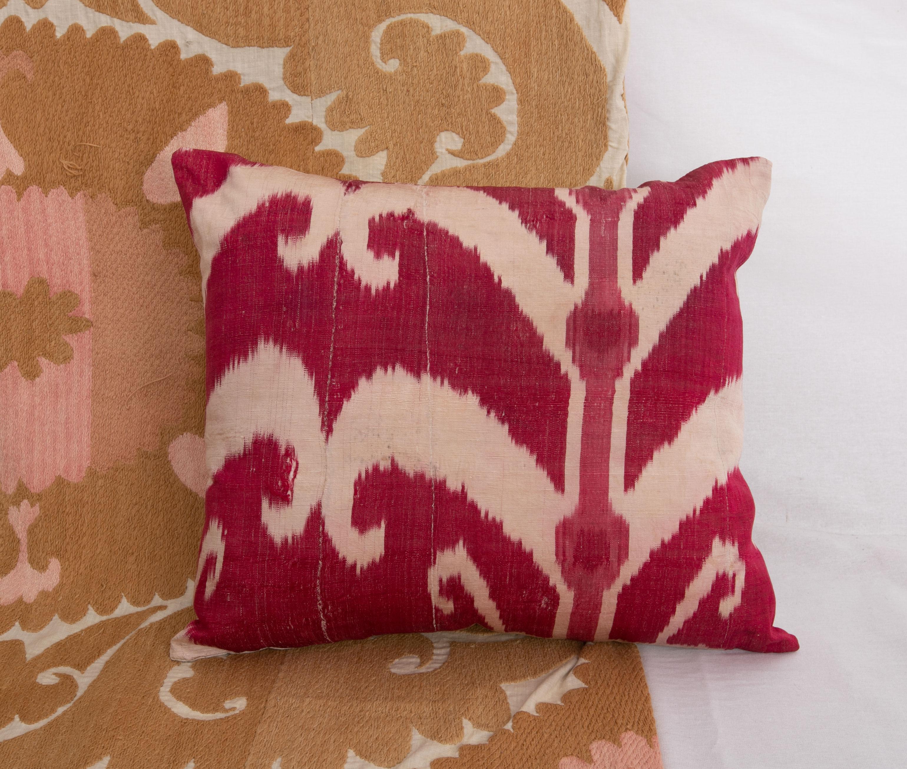 Ikat Pillow Cover Made from an Antique Silk and Cotton Ikat For Sale 1