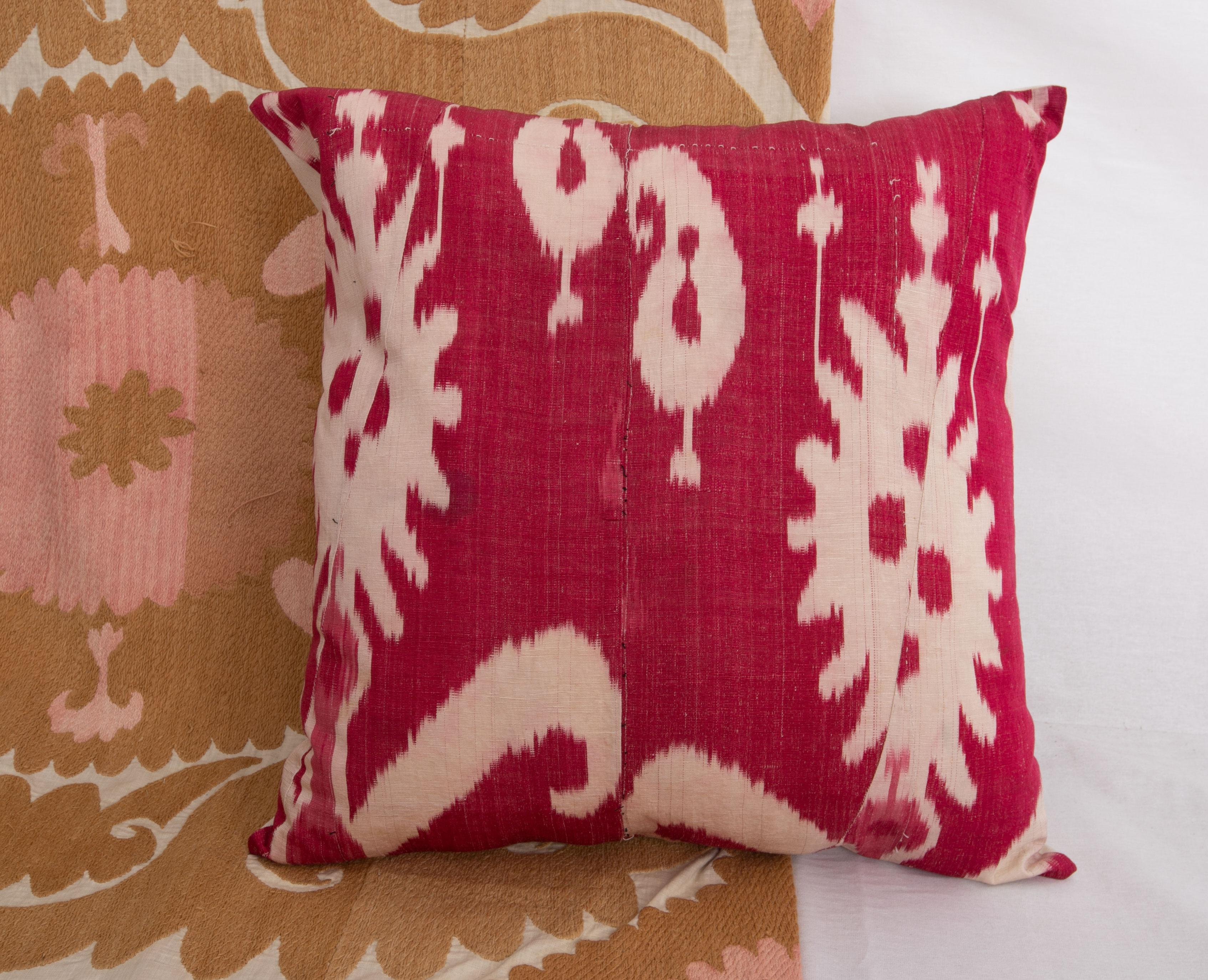 Ikat Pillow Cover Made from an Antique Silk and Cotton Ikat For Sale 2