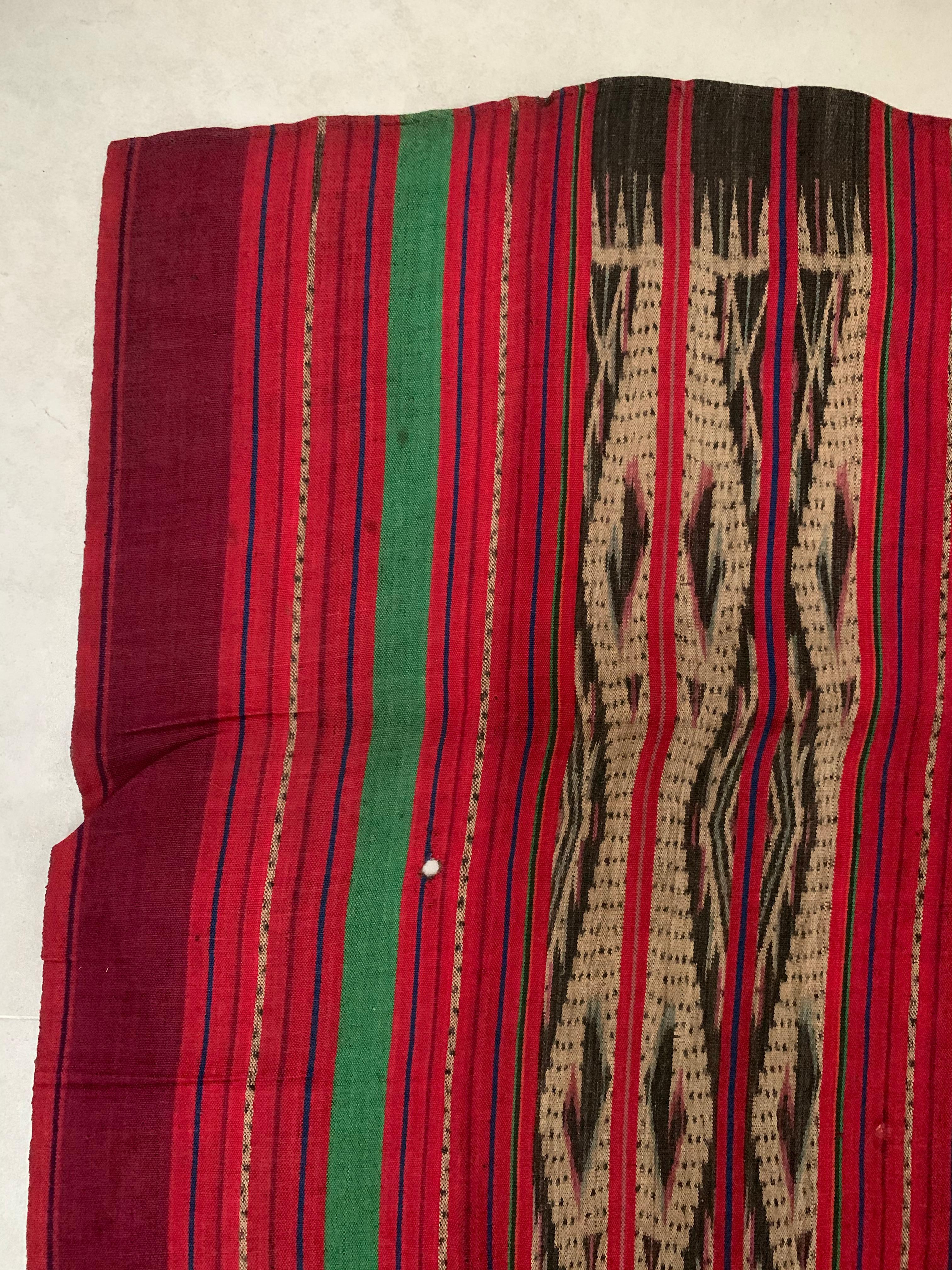 20th Century Ikat Textile from Dayak Tribe, Kalimantan, Indonesia For Sale